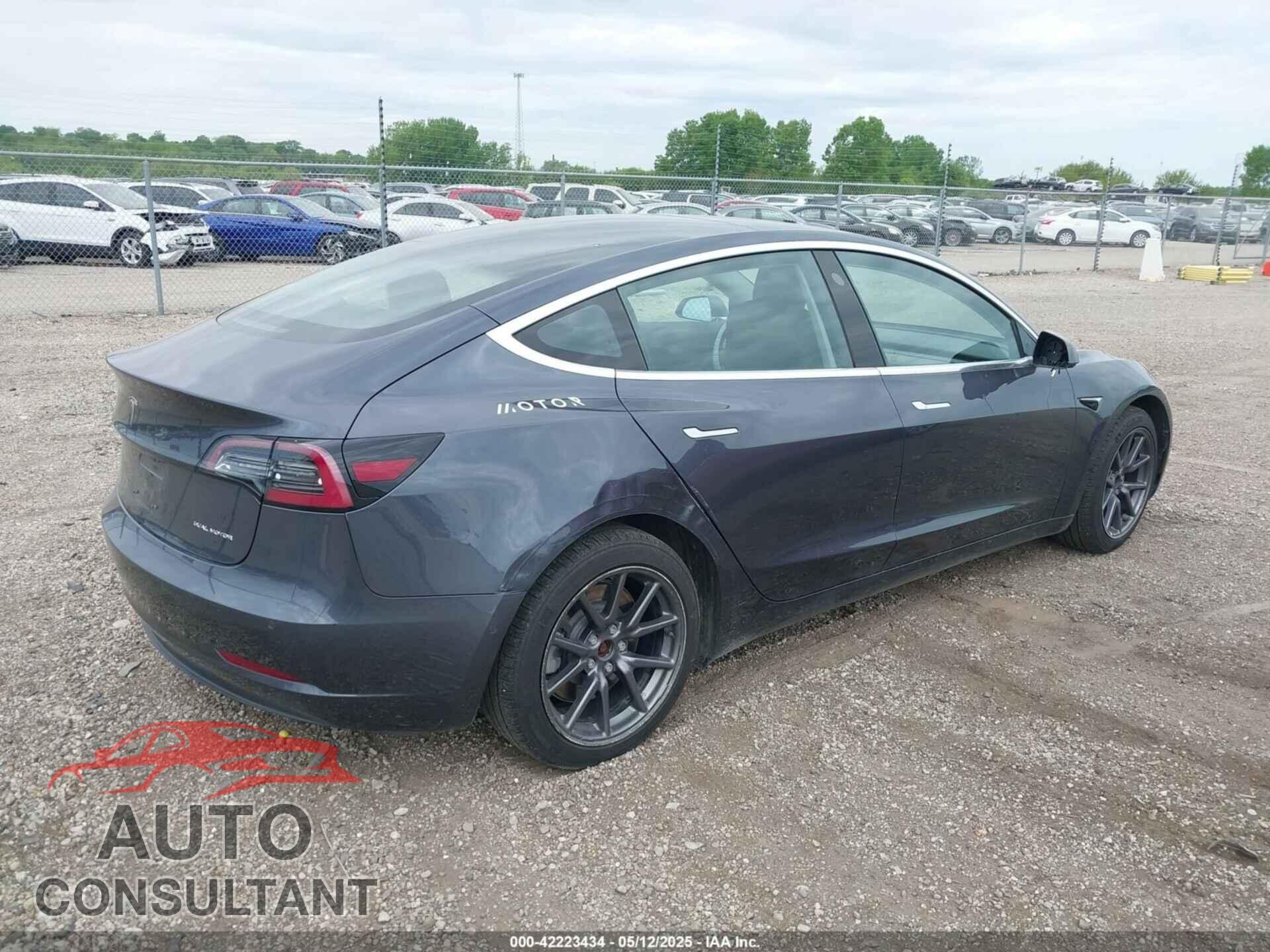 TESLA MODEL 3 2018 - 5YJ3E1EB4JF112379