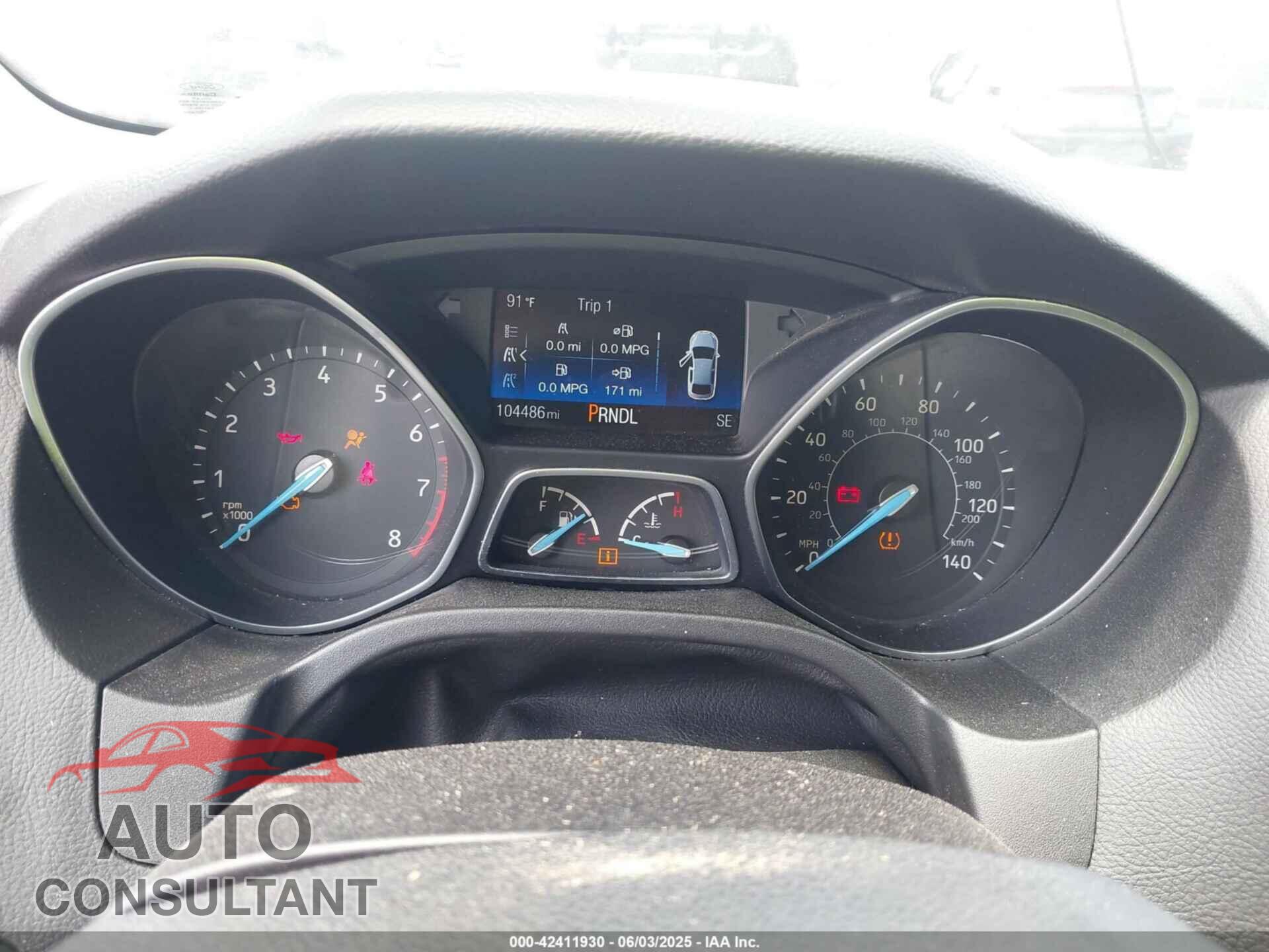 FORD FOCUS 2015 - 1FADP3K21FL273104