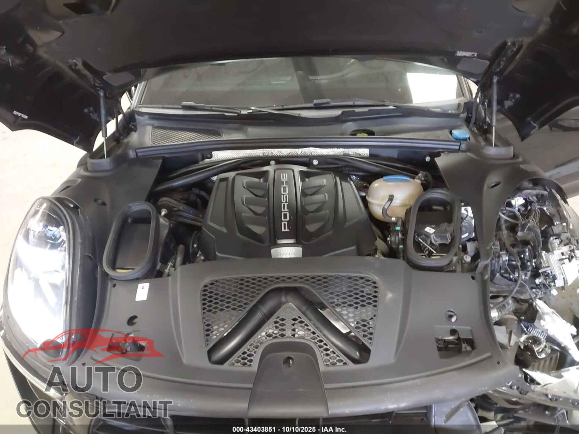 PORSCHE MACAN 2017 - WP1AG2A52HLB50819