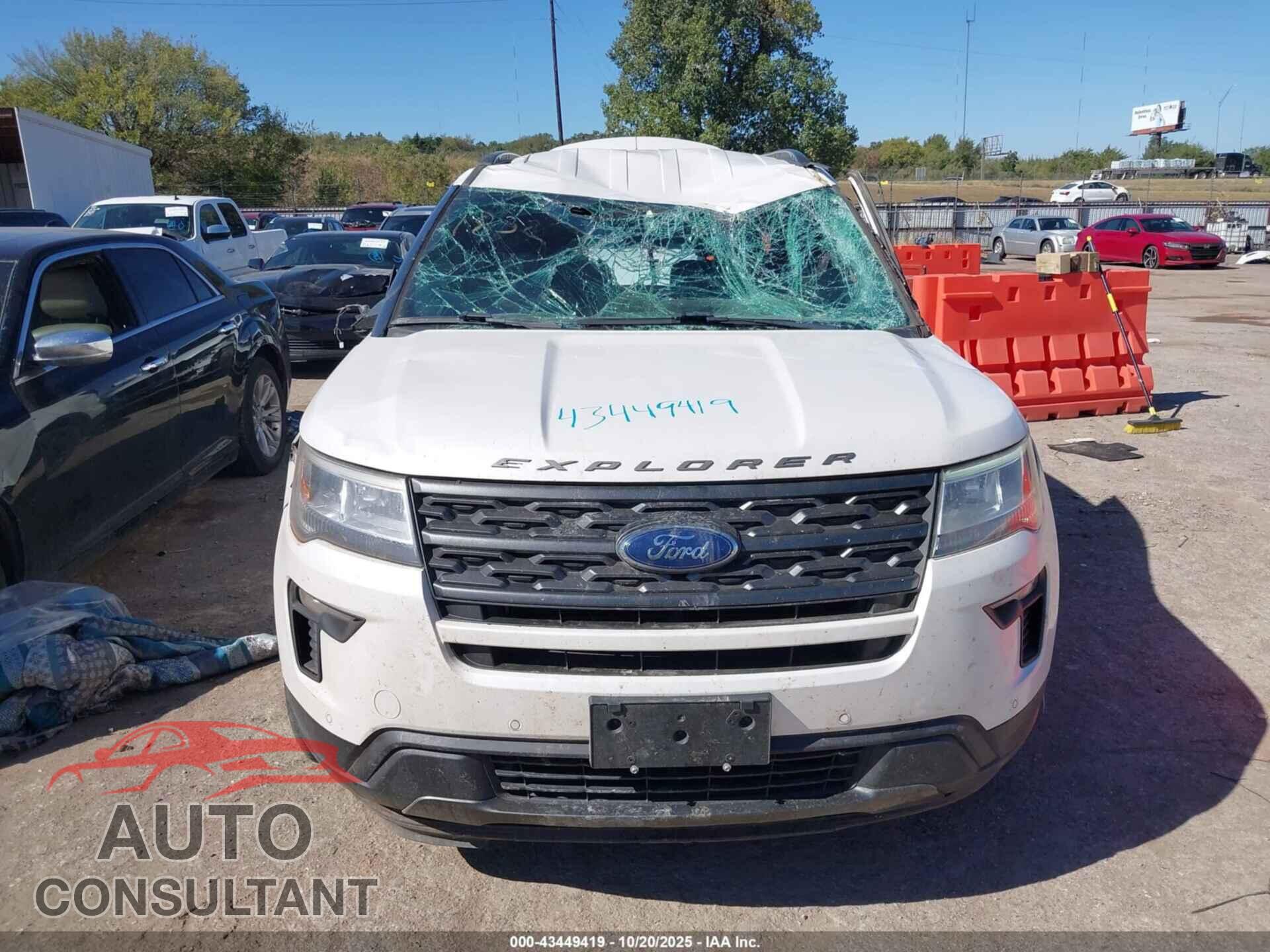 FORD EXPLORER 2018 - 1FM5K8D8XJGB30502