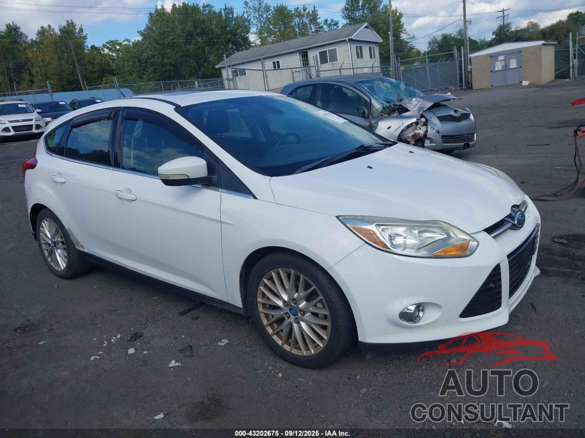 FORD FOCUS 2012 - 1FAHP3M22CL287314