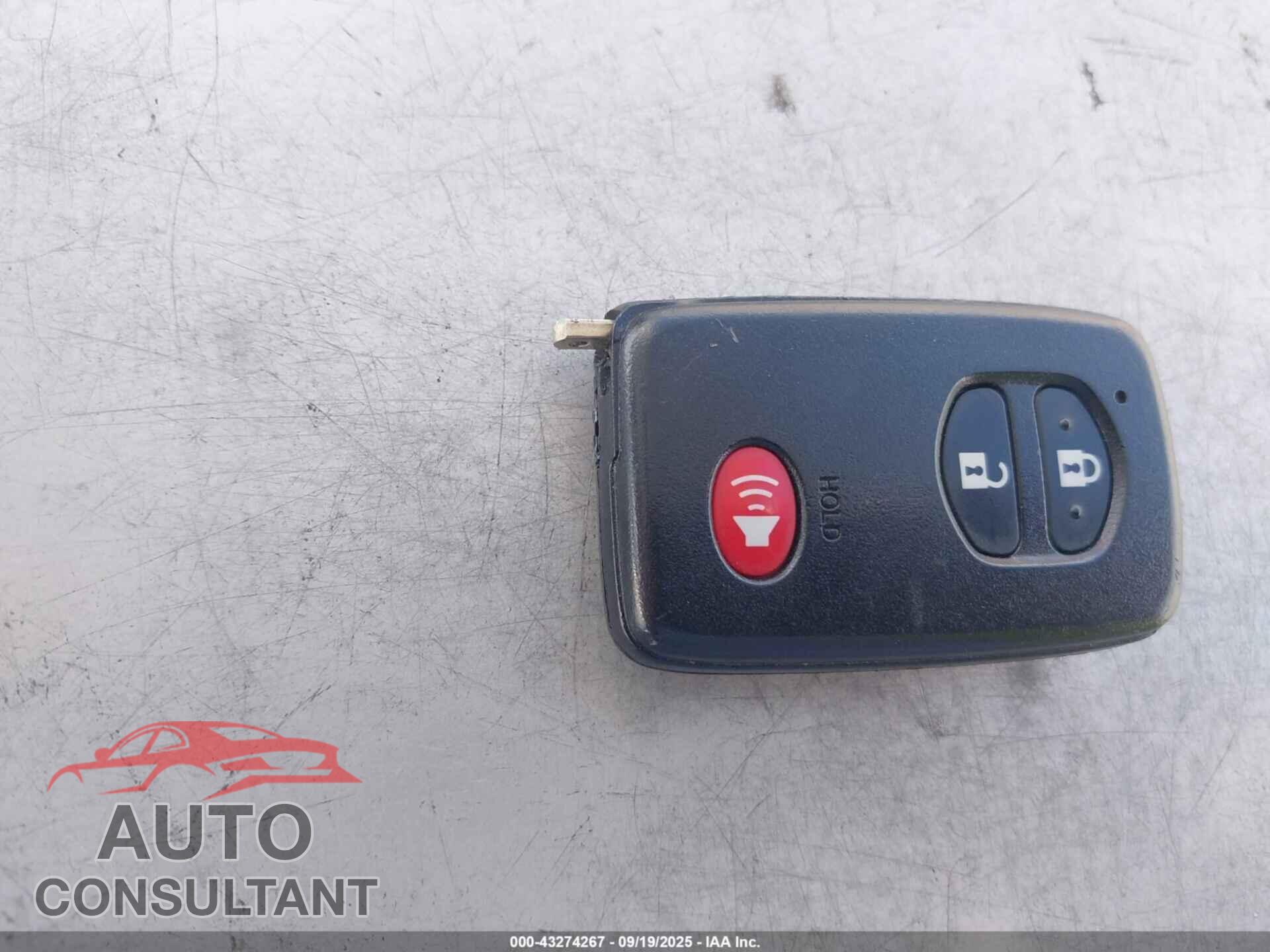 TOYOTA PRIUS 2013 - JTDKN3DU1D1637357