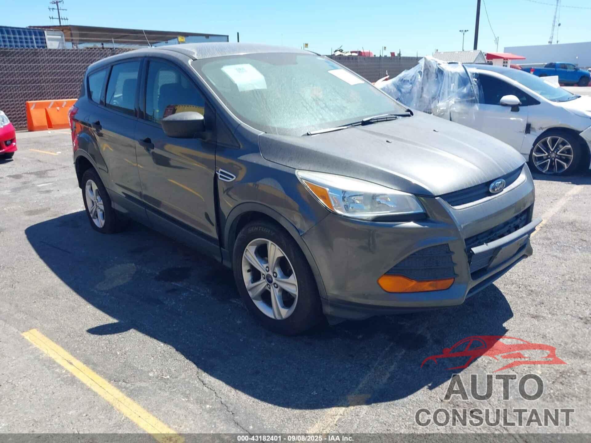 FORD ESCAPE 2016 - 1FMCU0F74GUC43671