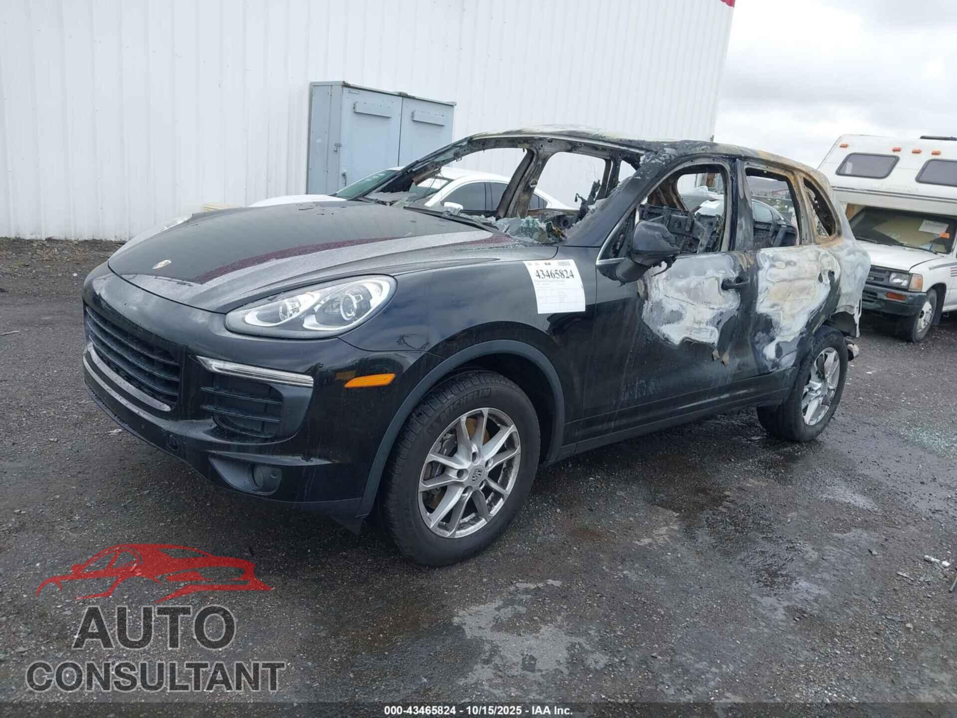 PORSCHE CAYENNE 2018 - WP1AA2A29JKA02203