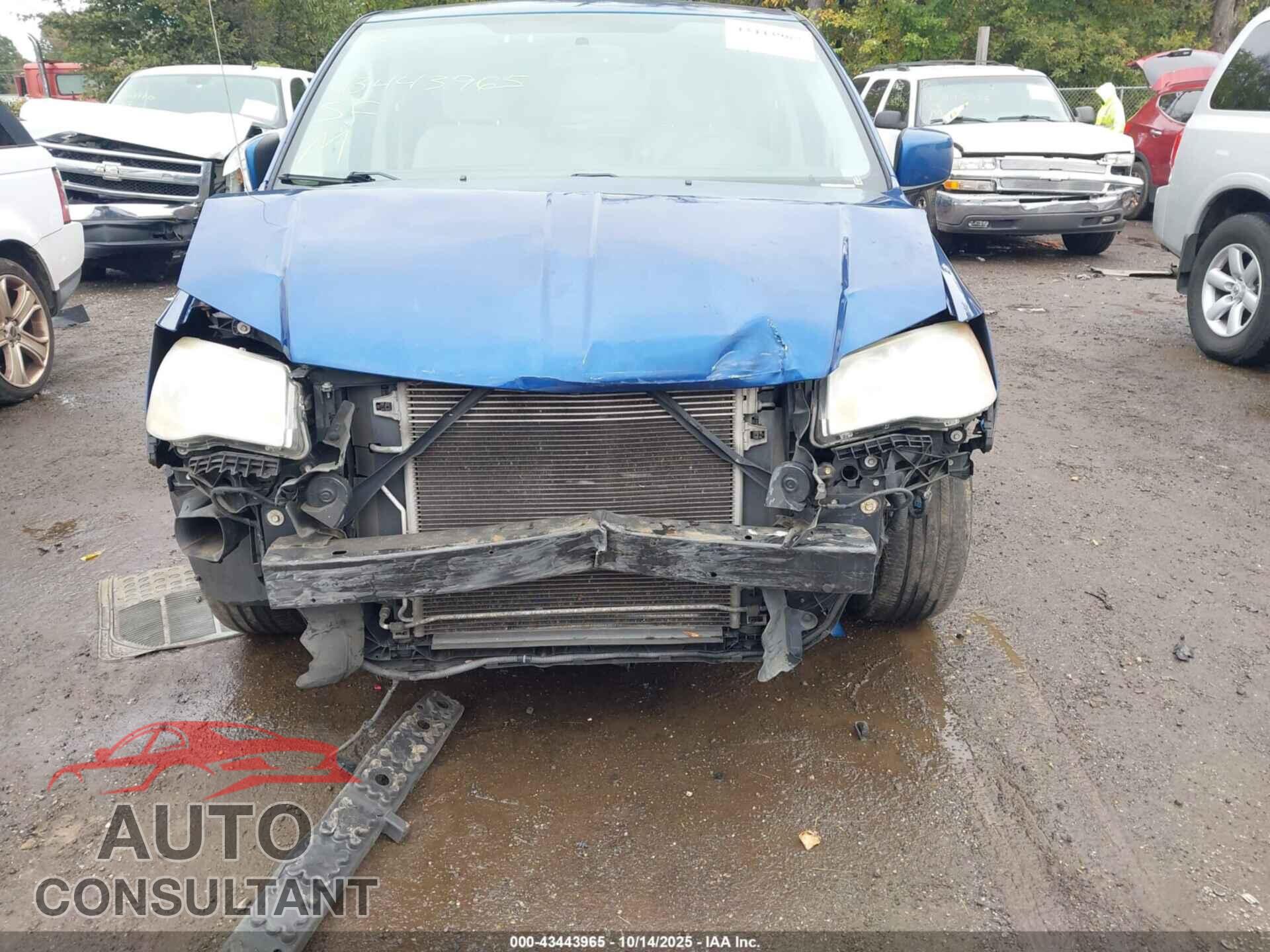 DODGE GRAND CARAVAN 2011 - 2D4RN3DG1BR674591
