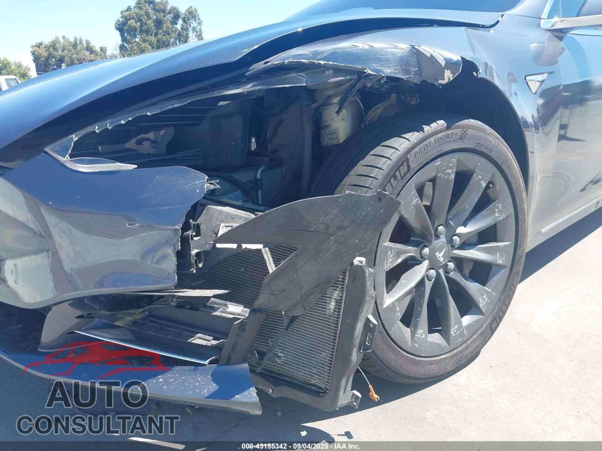 TESLA MODEL S 2017 - 5YJSA1E16HF231186