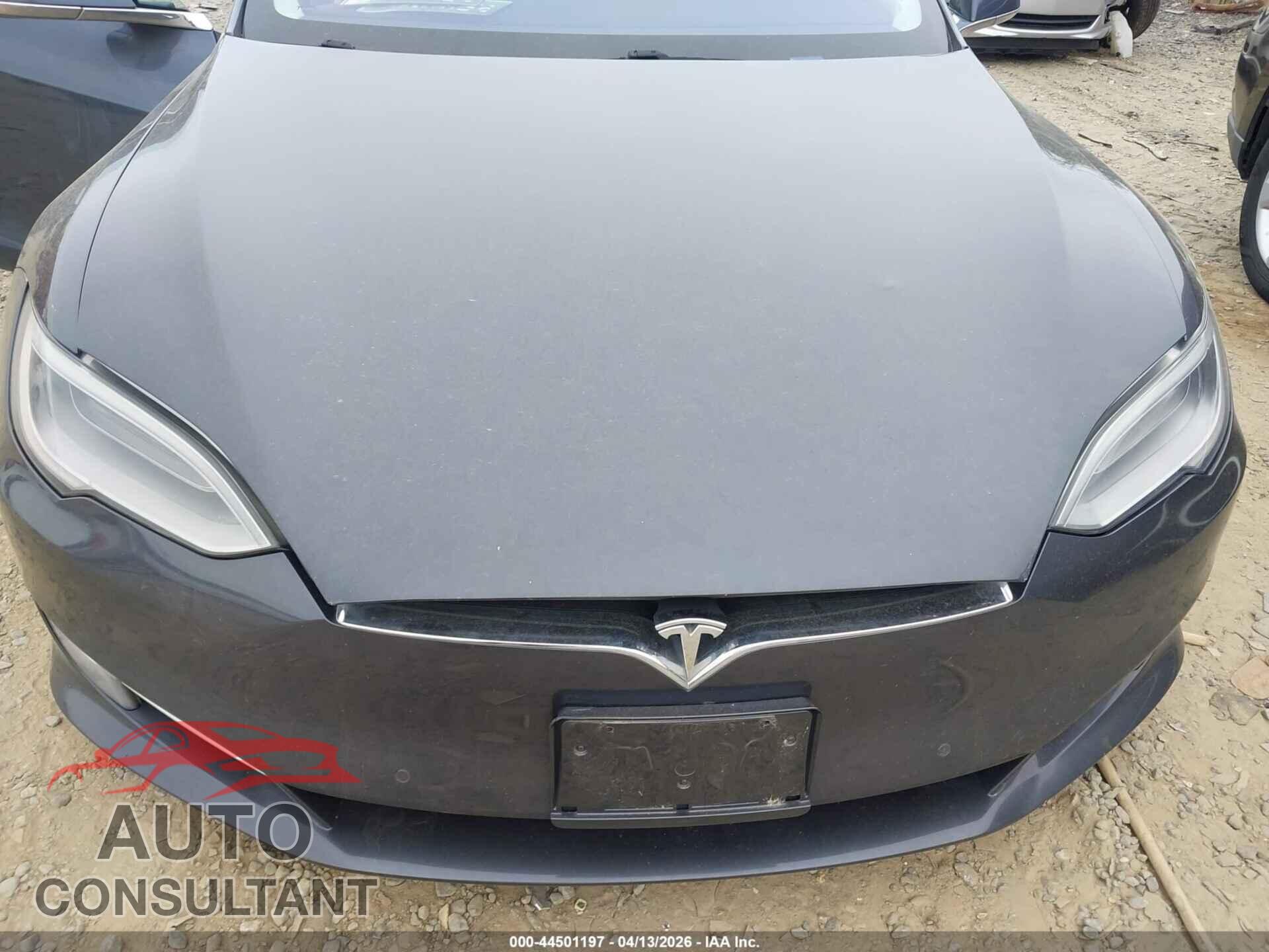 TESLA MODEL S 2017 - 5YJSA1E27HF220240
