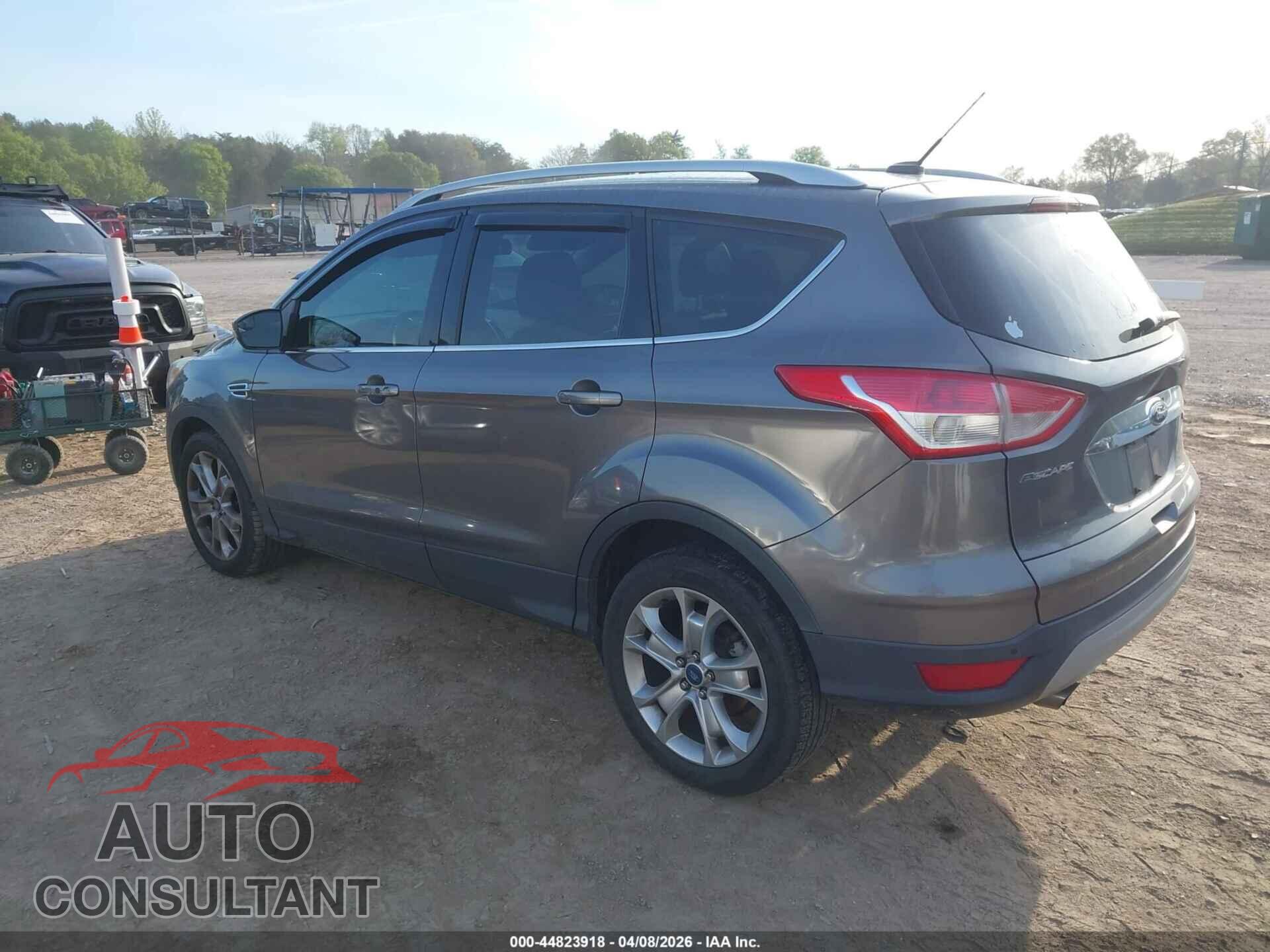 FORD ESCAPE 2014 - 1FMCU0J90EUA46292