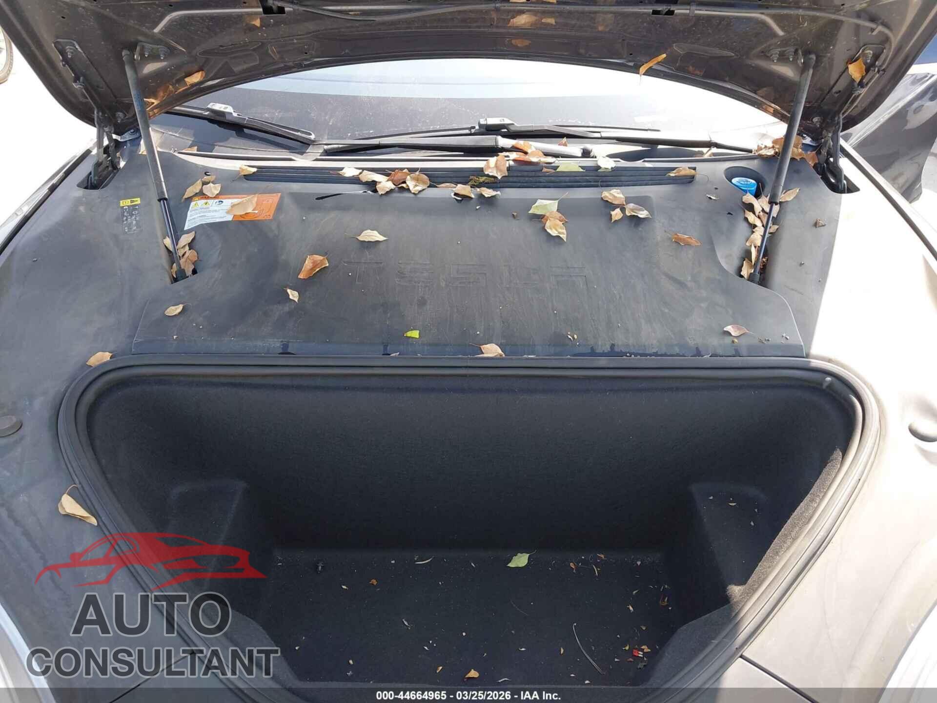 TESLA MODEL S 2017 - 5YJSA1E18HF210971