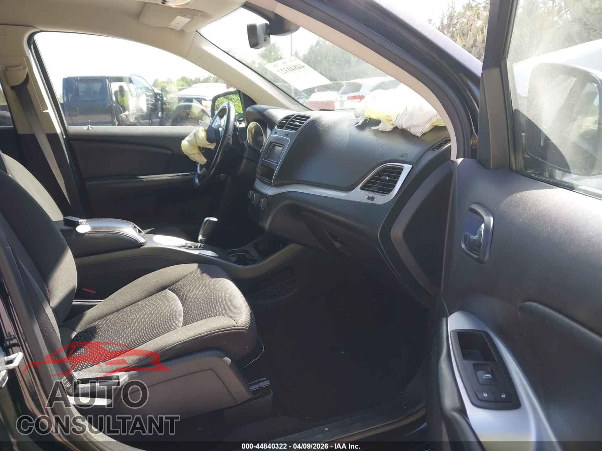 DODGE JOURNEY 2020 - 3C4PDCAB1LT261861