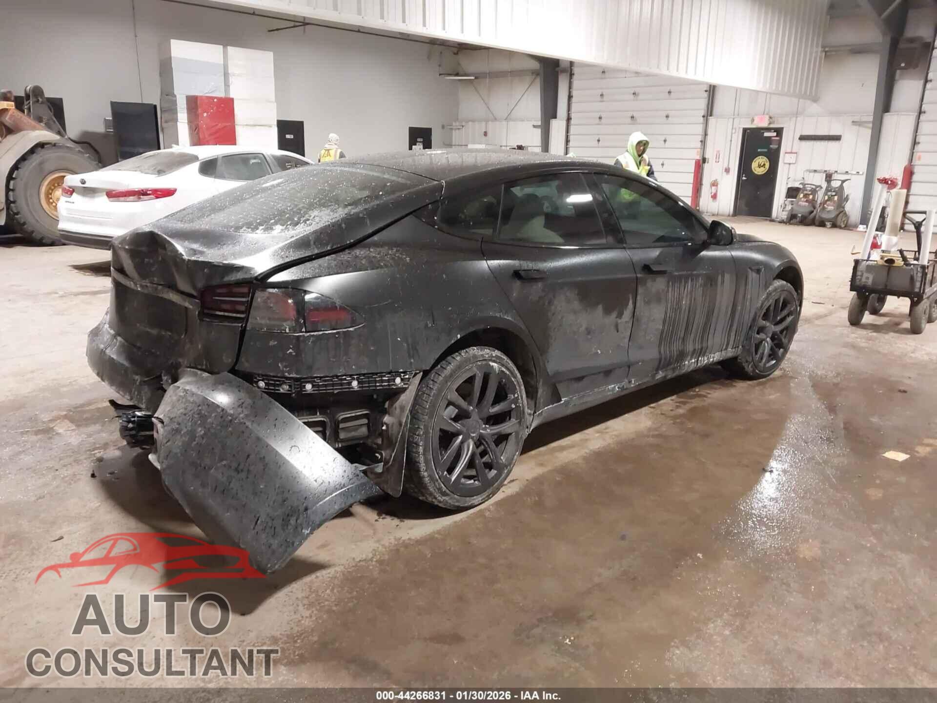 TESLA MODEL S 2023 - 5YJSA1E52PF522821