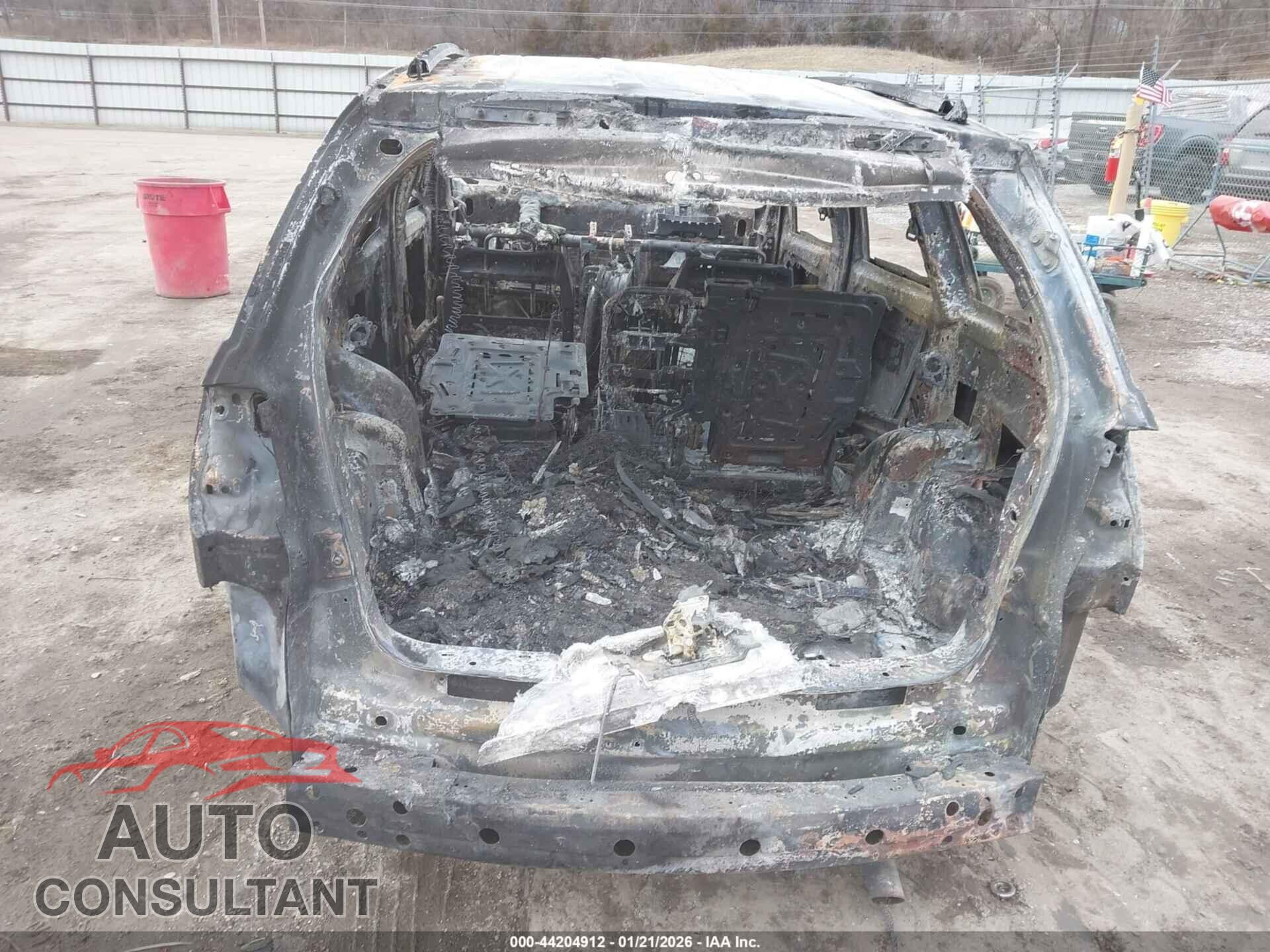DODGE JOURNEY 2013 - 3C4PDCBB5DT724102