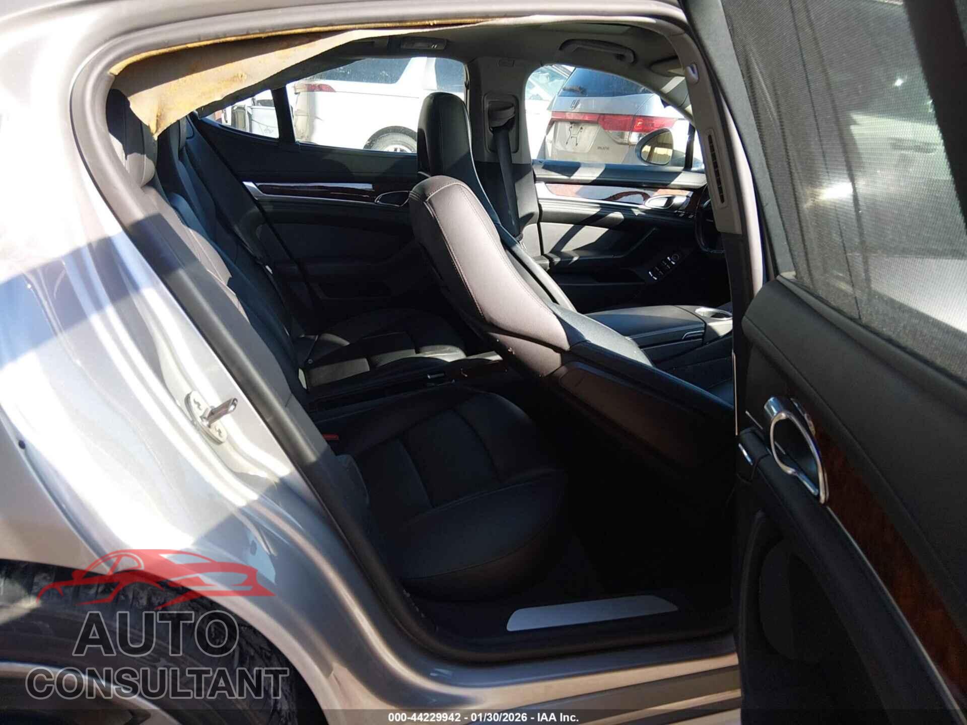 PORSCHE PANAMERA 2012 - WP0AA2A71CL018793