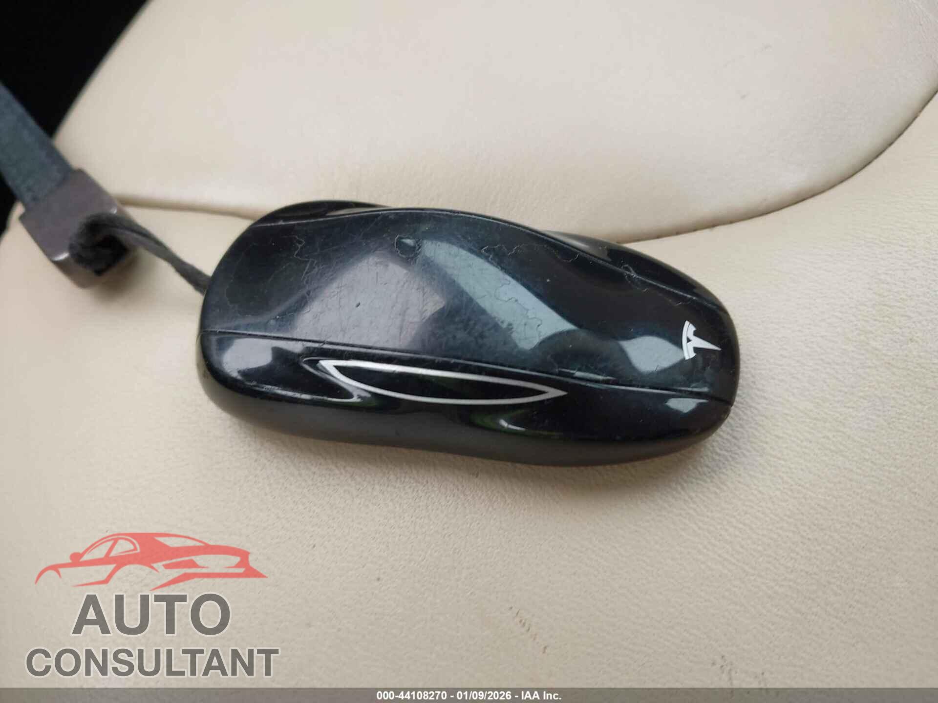 TESLA MODEL S 2013 - 5YJSA1DG4DFP20394