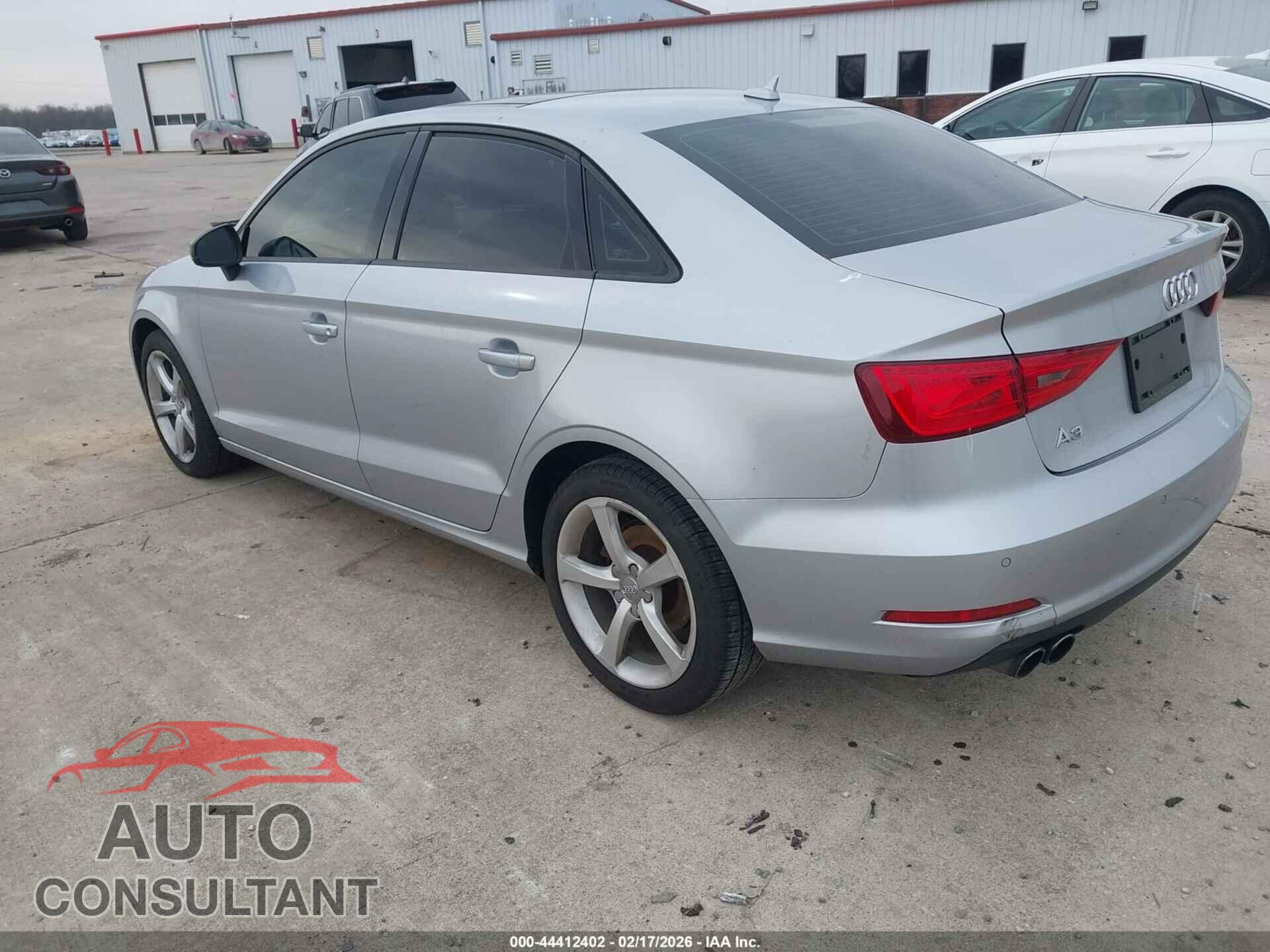 AUDI A3 2016 - WAUA7GFF6G1024924
