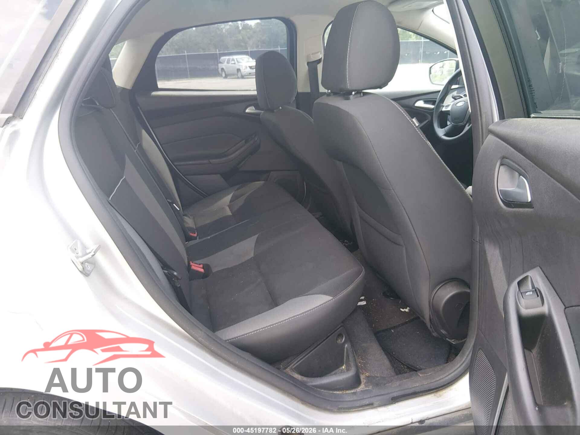 FORD FOCUS 2014 - 1FADP3F22EL428106