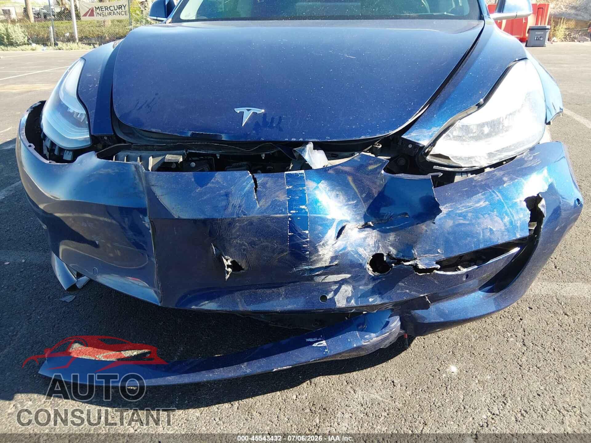 TESLA MODEL 3 2018 - 5YJ3E1EA0JF124973