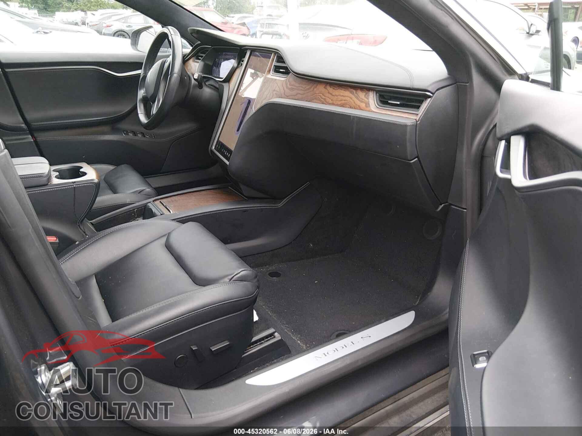 TESLA MODEL S 2021 - 5YJSA1E2XMF426985