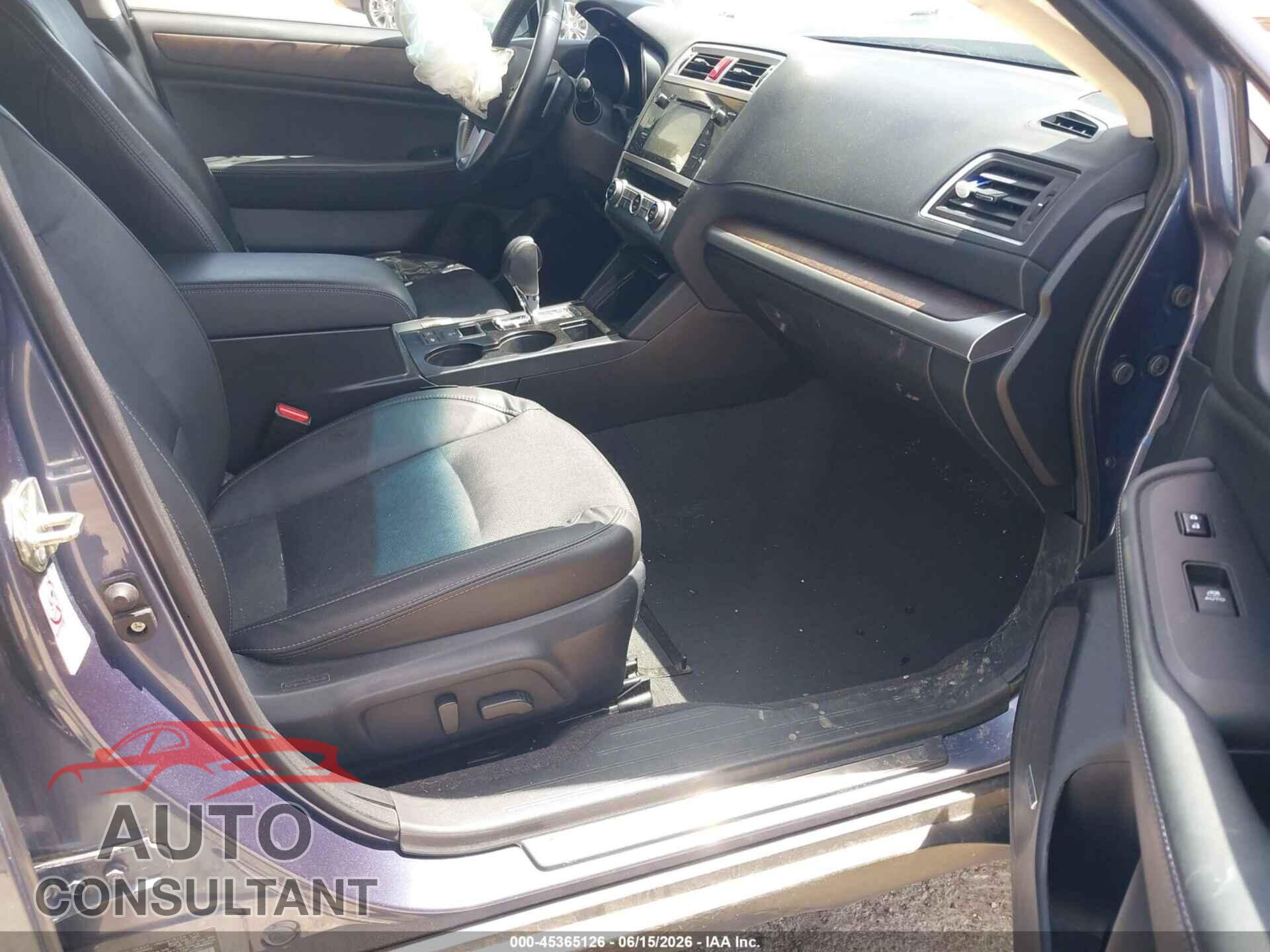SUBARU OUTBACK 2017 - 4S4BSAKC5H3200832