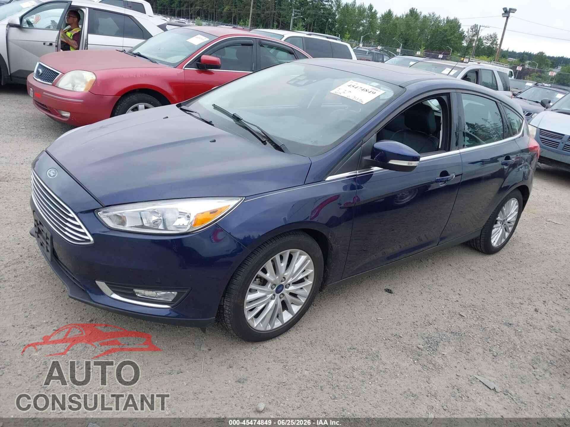 FORD FOCUS 2017 - 1FADP3N28HL312317