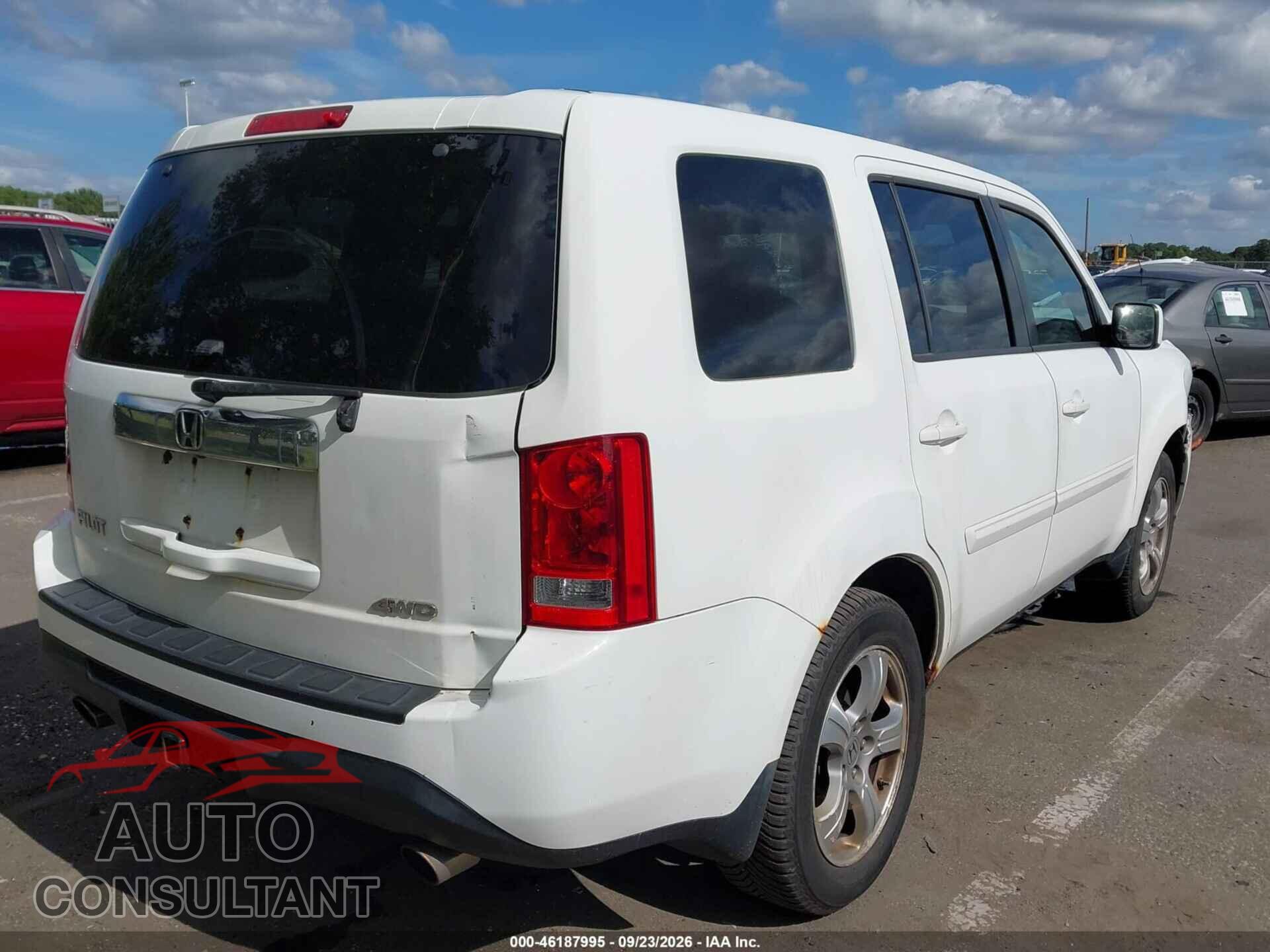 HONDA PILOT 2013 - 5FNYF4H53DB013177