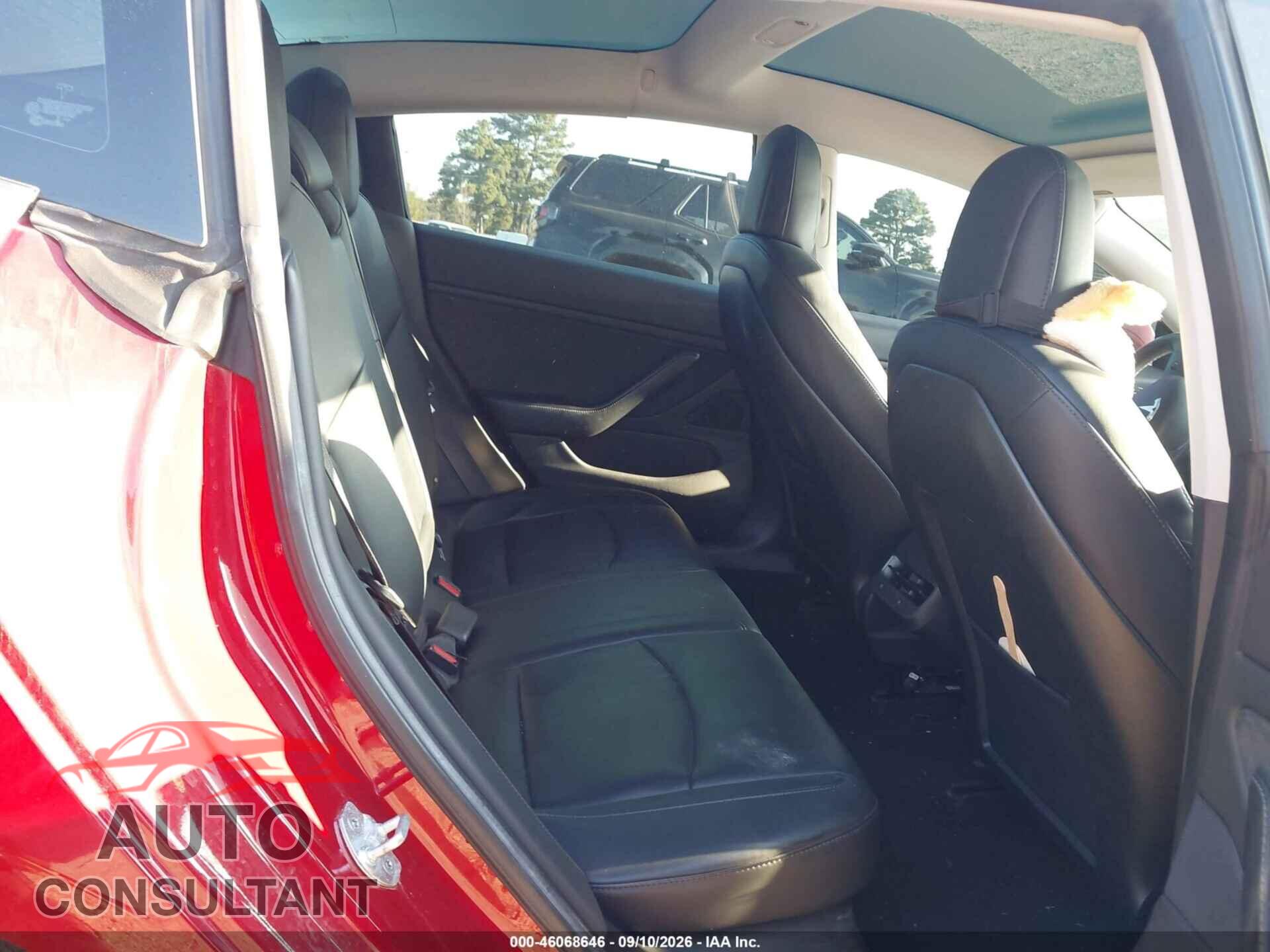 TESLA MODEL 3 2018 - 5YJ3E1EA5JF005302