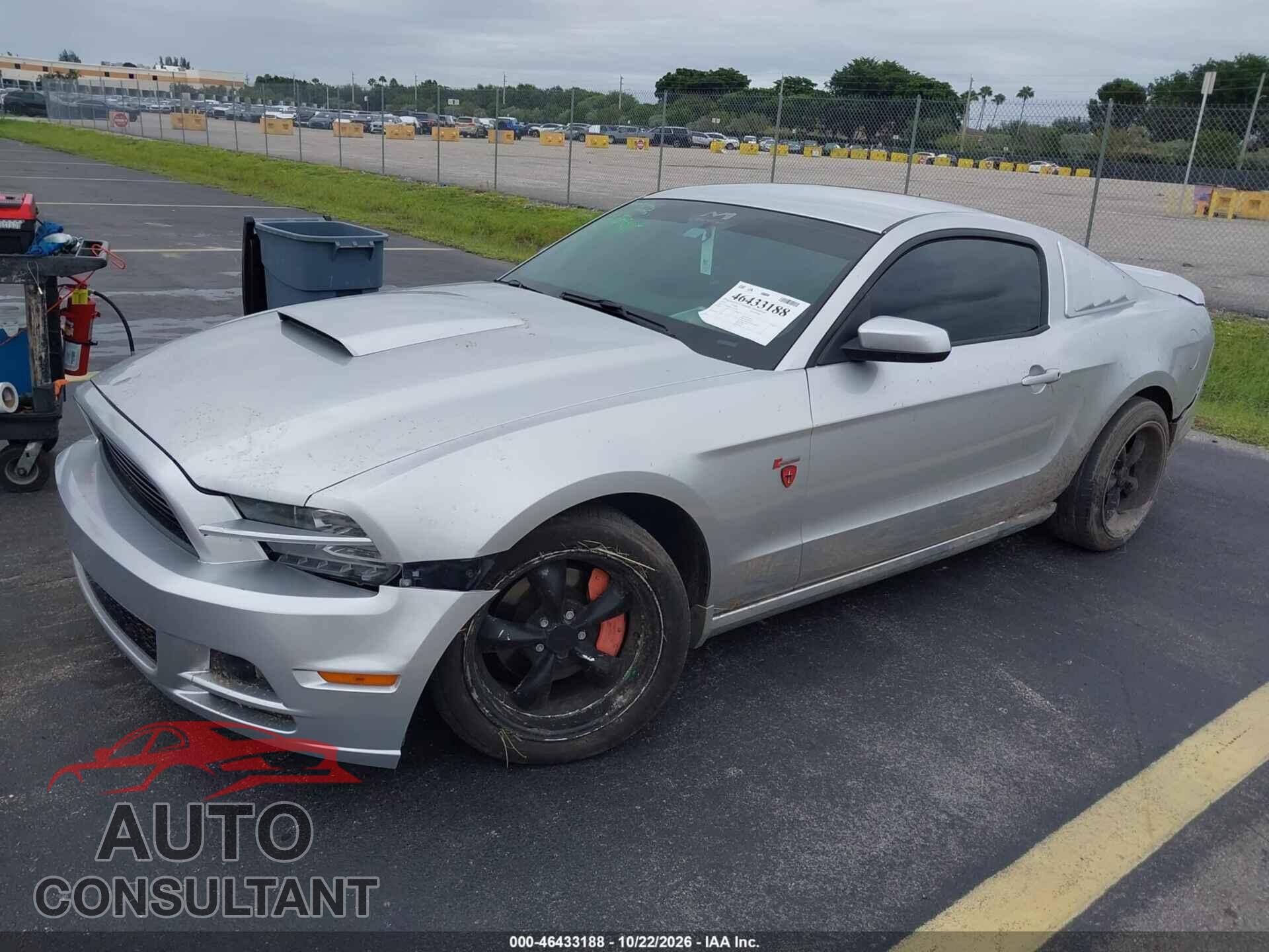 FORD MUSTANG 2014 - 1ZVBP8AMXE5315500