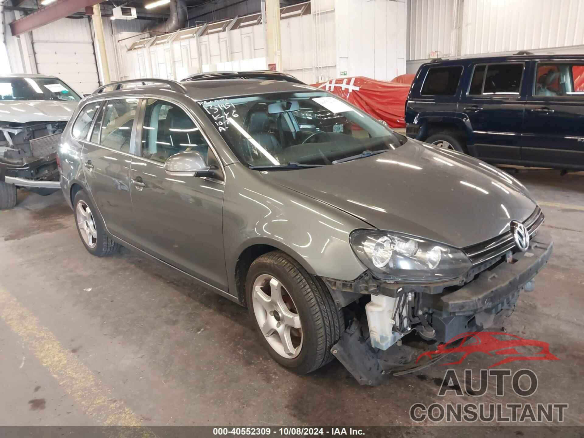 VOLKSWAGEN JETTA 2010 - 3VWTZ7AJ6AM664379