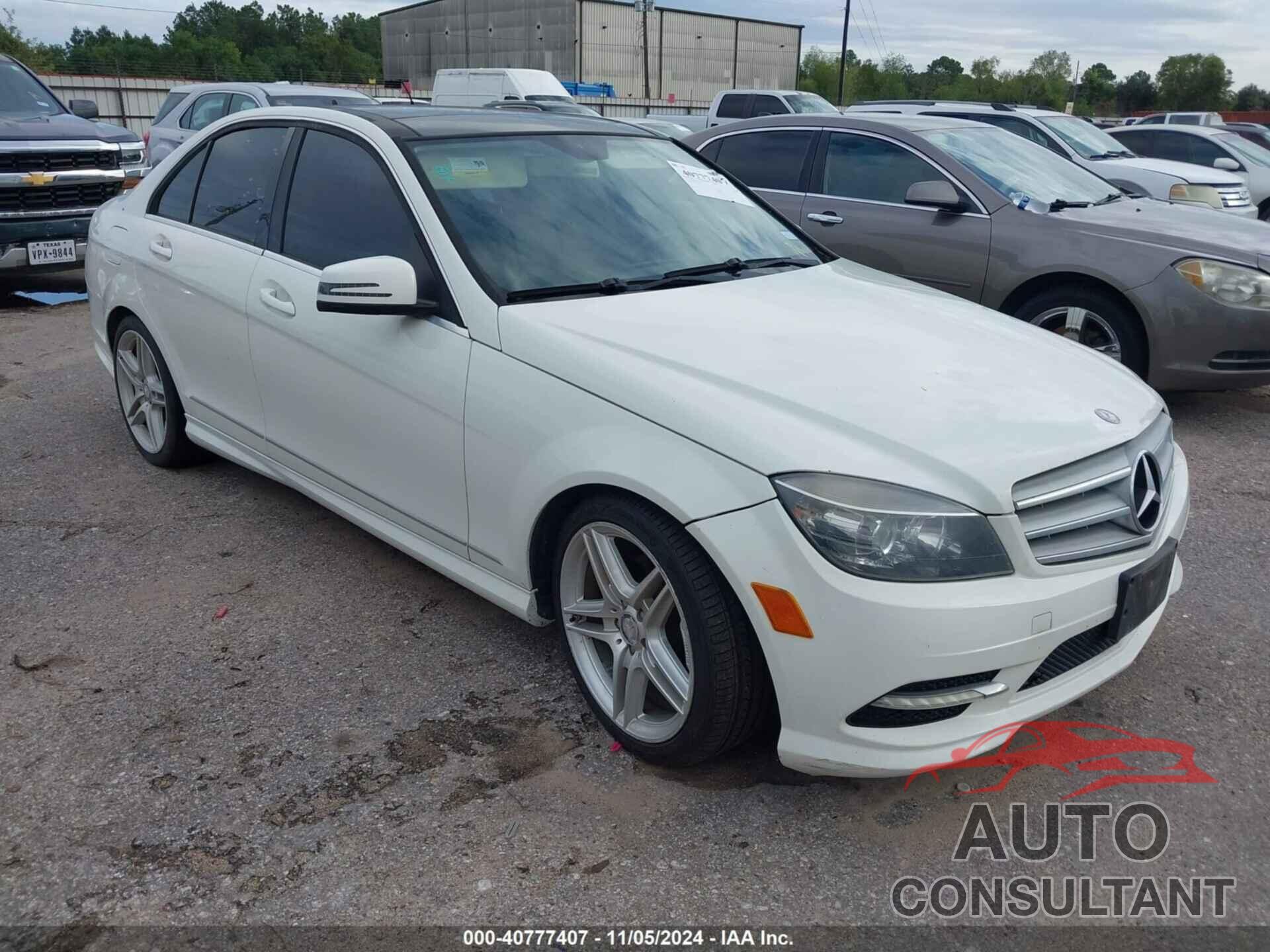 MERCEDES-BENZ C 300 2011 - WDDGF5EBXBR164011