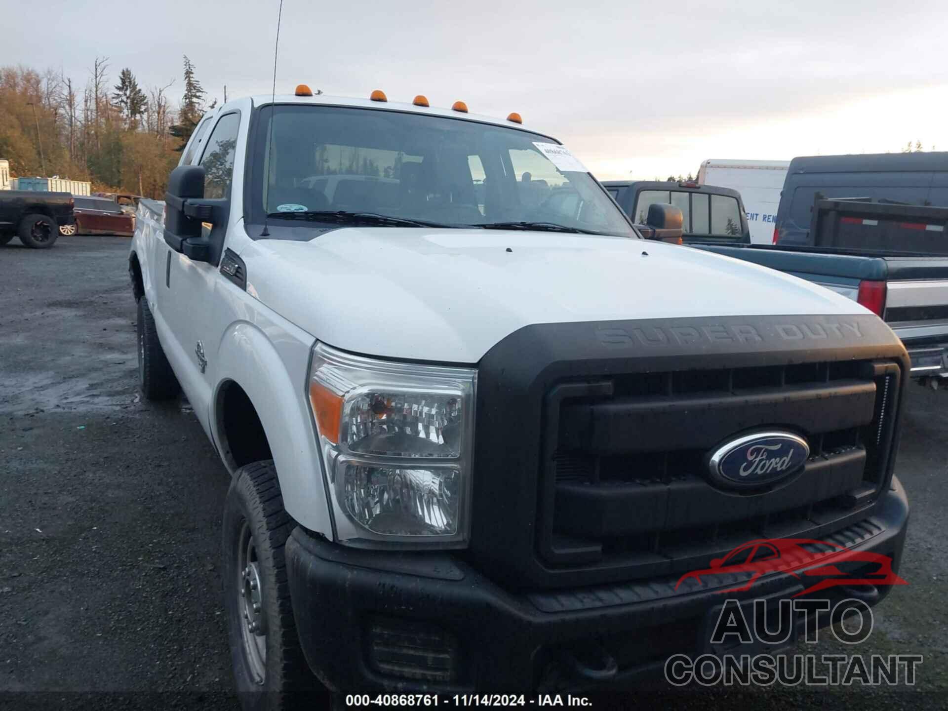 FORD F-350 2011 - 1FT8X3BT3BEC18429