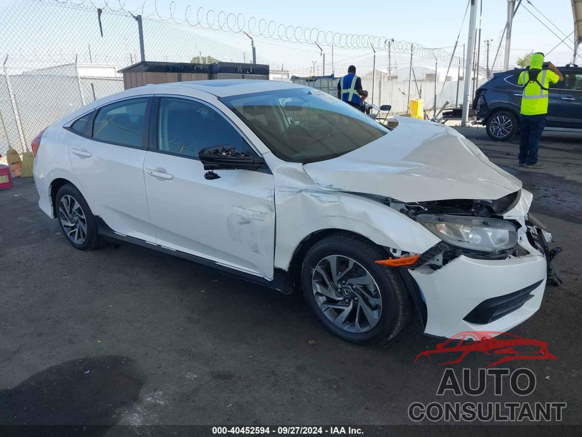 HONDA CIVIC 2018 - 19XFC2F77JE206278