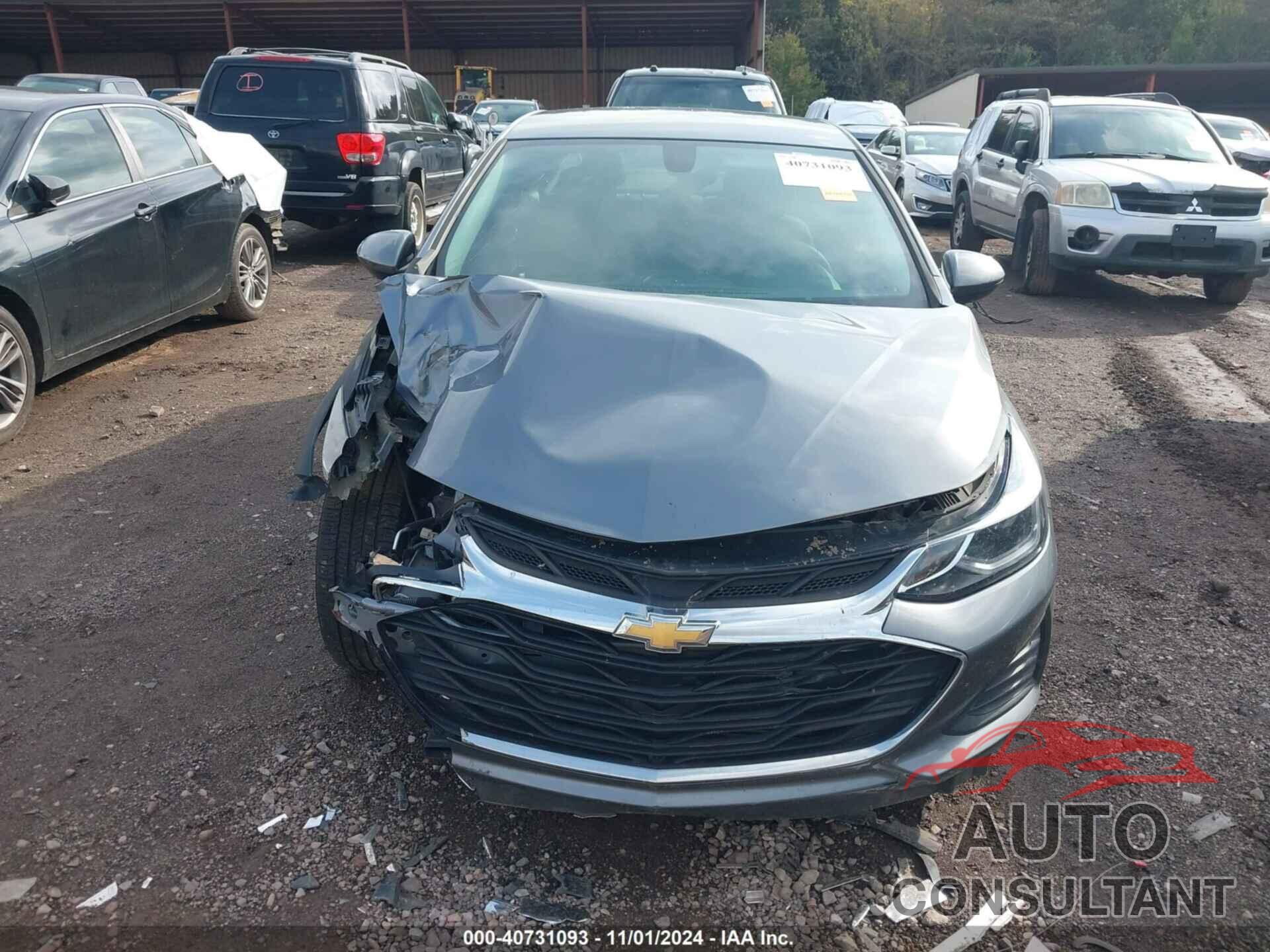 CHEVROLET CRUZE 2019 - 1G1BE5SM3K7100488