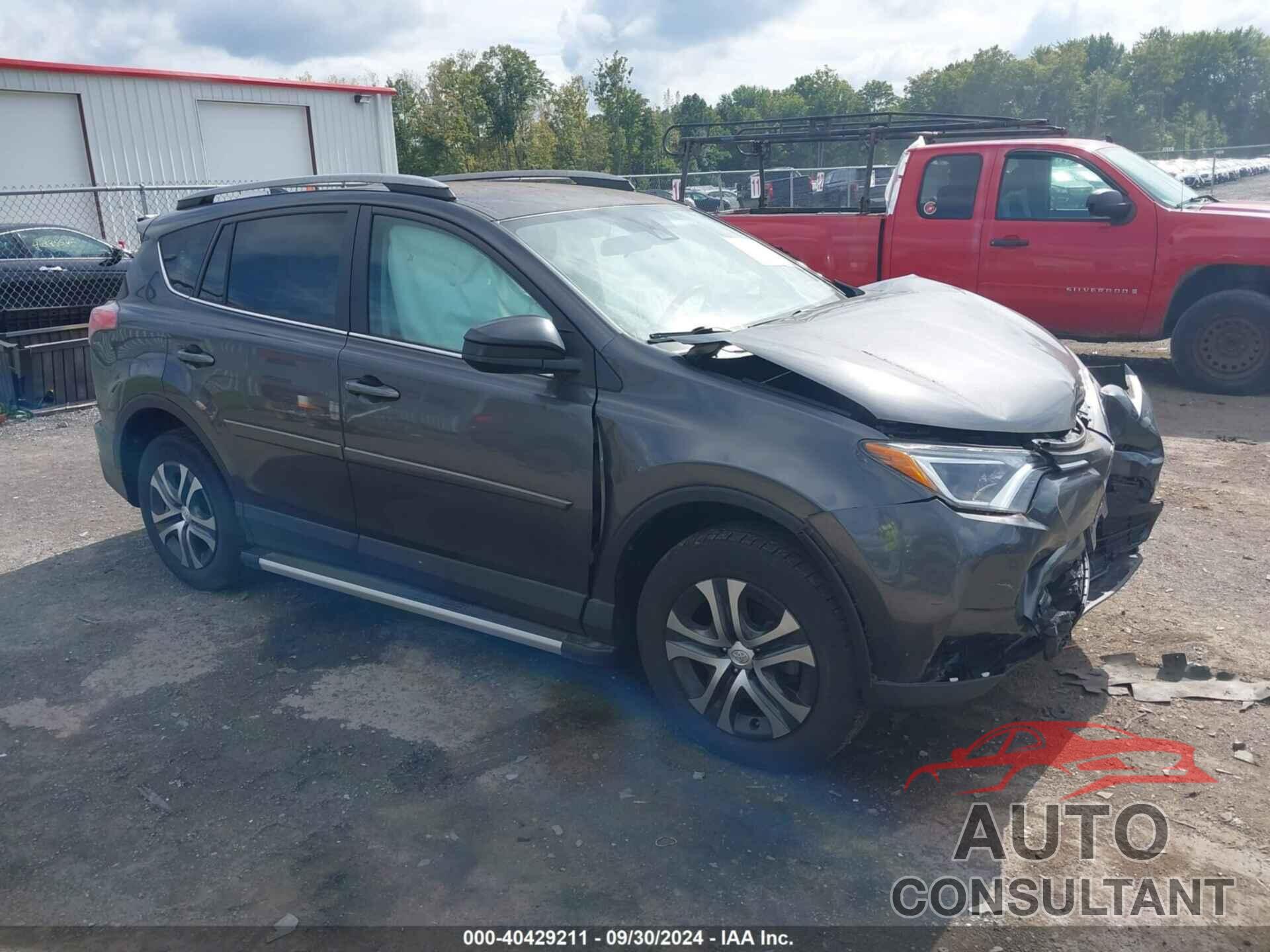 TOYOTA RAV4 2018 - 2T3BFREV7JW851273