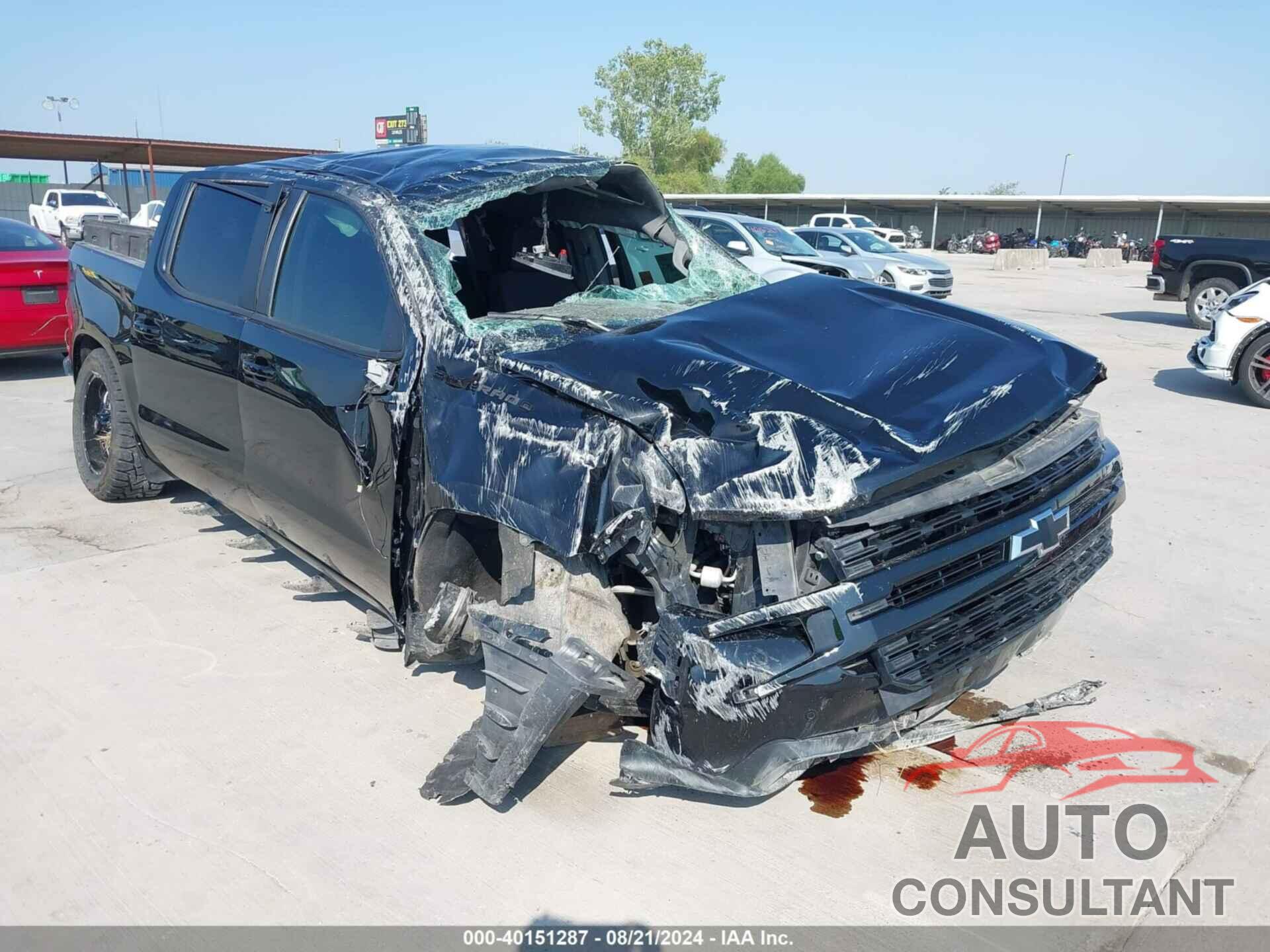 CHEVROLET SILVERADO 1500 2019 - 1GCUYEEDXKZ100673
