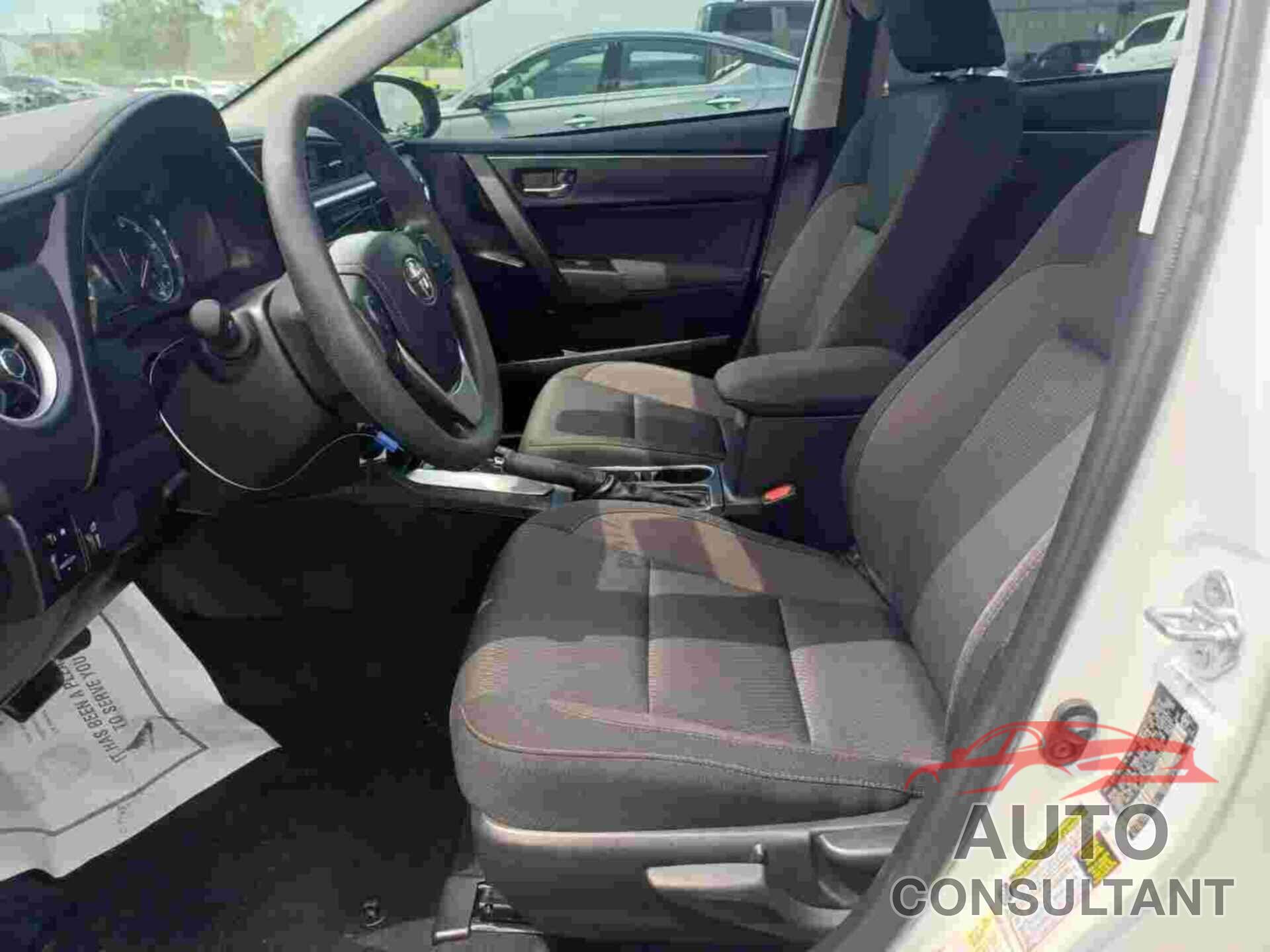 TOYOTA COROLLA 2018 - 2T1BURHE7JC094046
