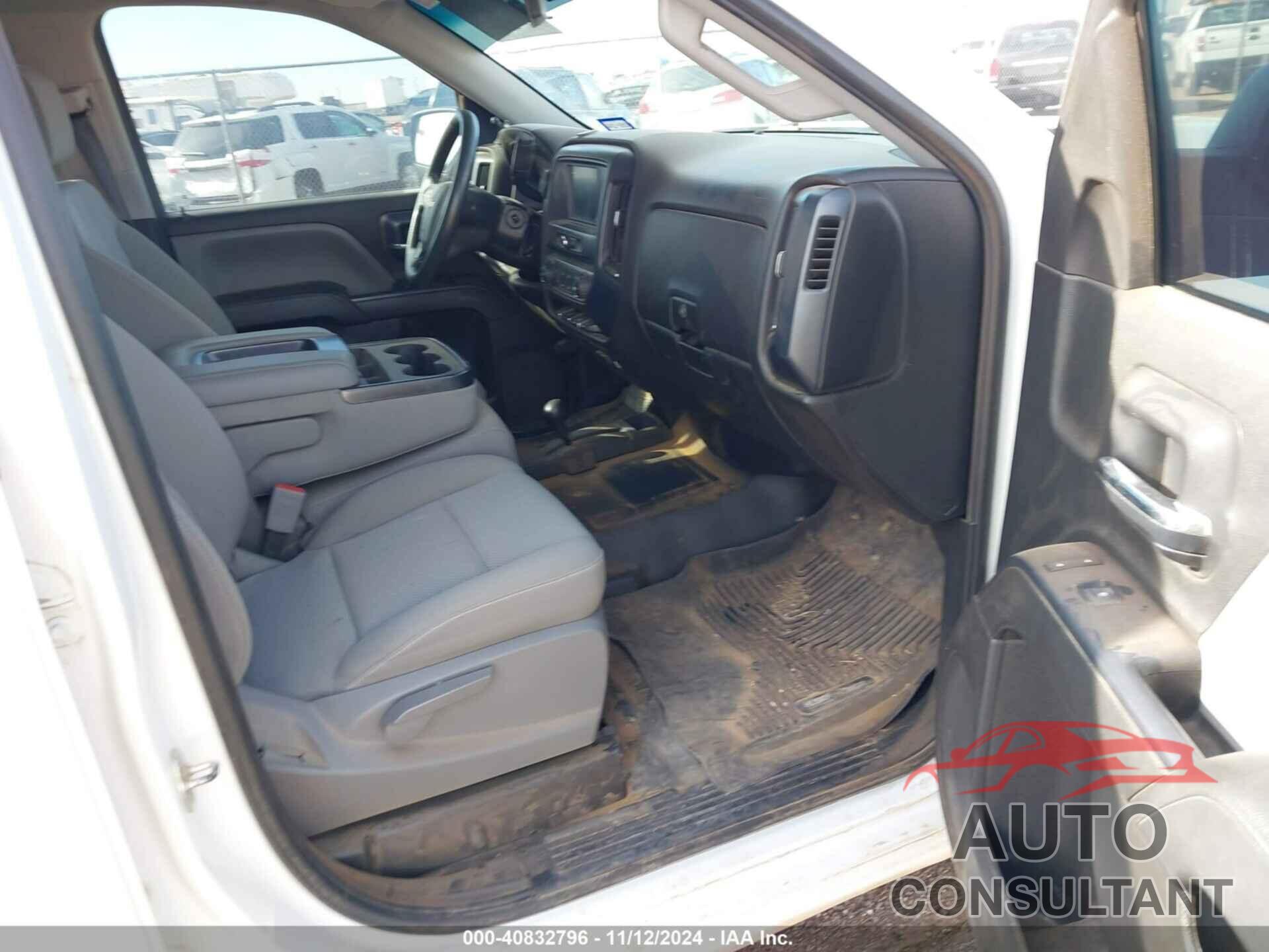 CHEVROLET SILVERADO 1500 LD 2019 - 2GCVKMEC9K1167880