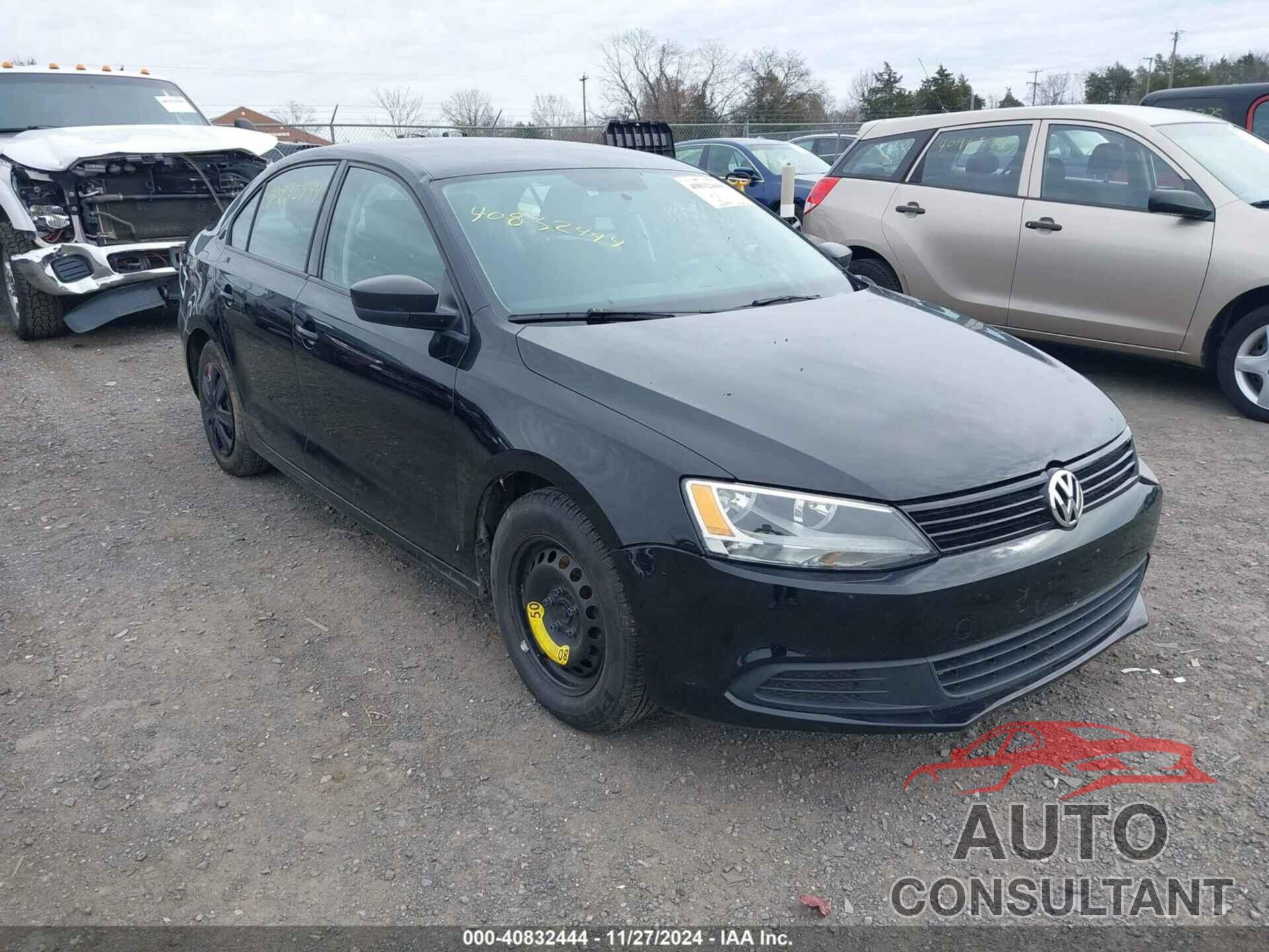 VOLKSWAGEN JETTA 2013 - 3VW2K7AJ4DM451385