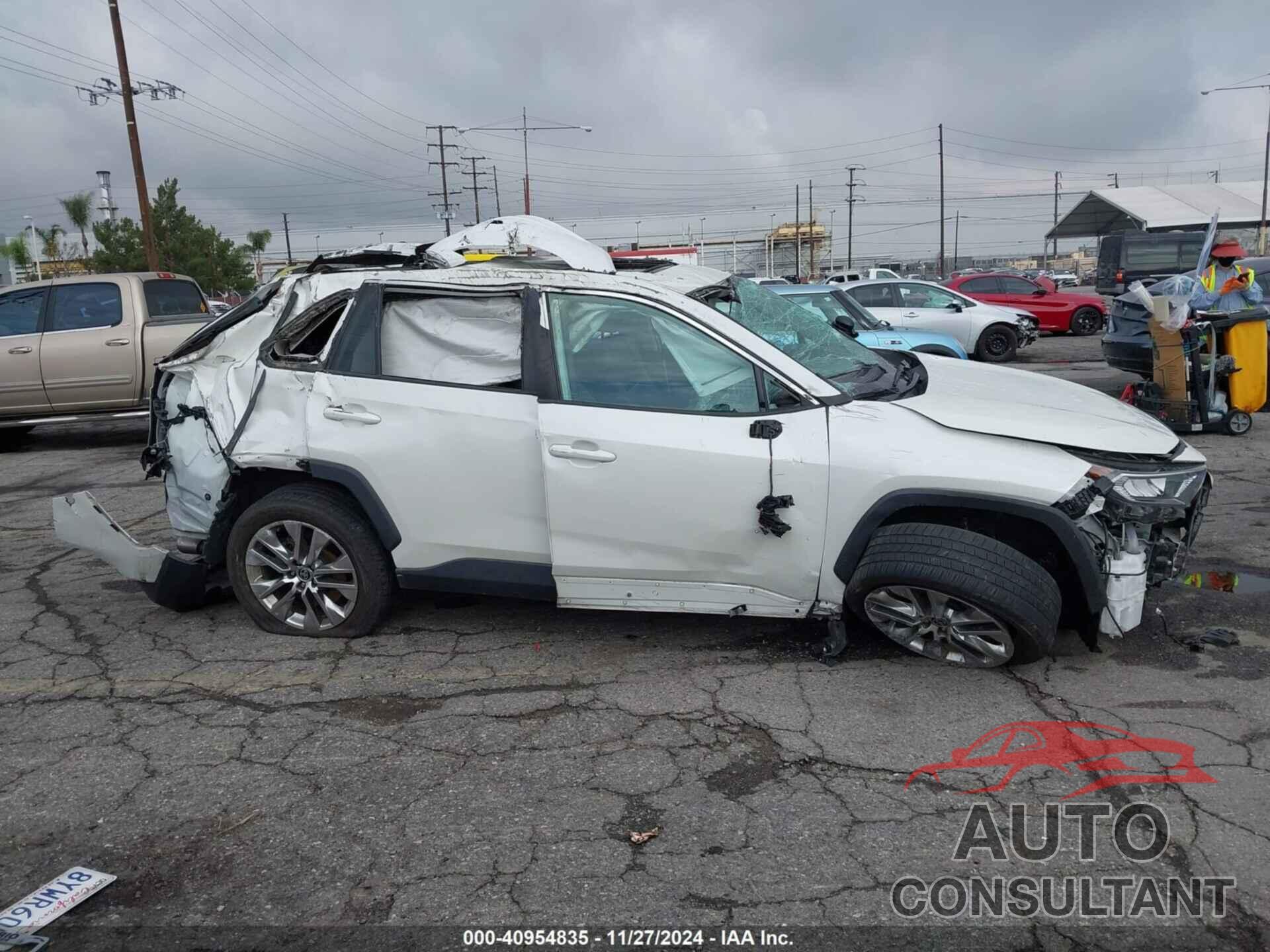 TOYOTA RAV4 2021 - 2T3C1RFV4MW171823