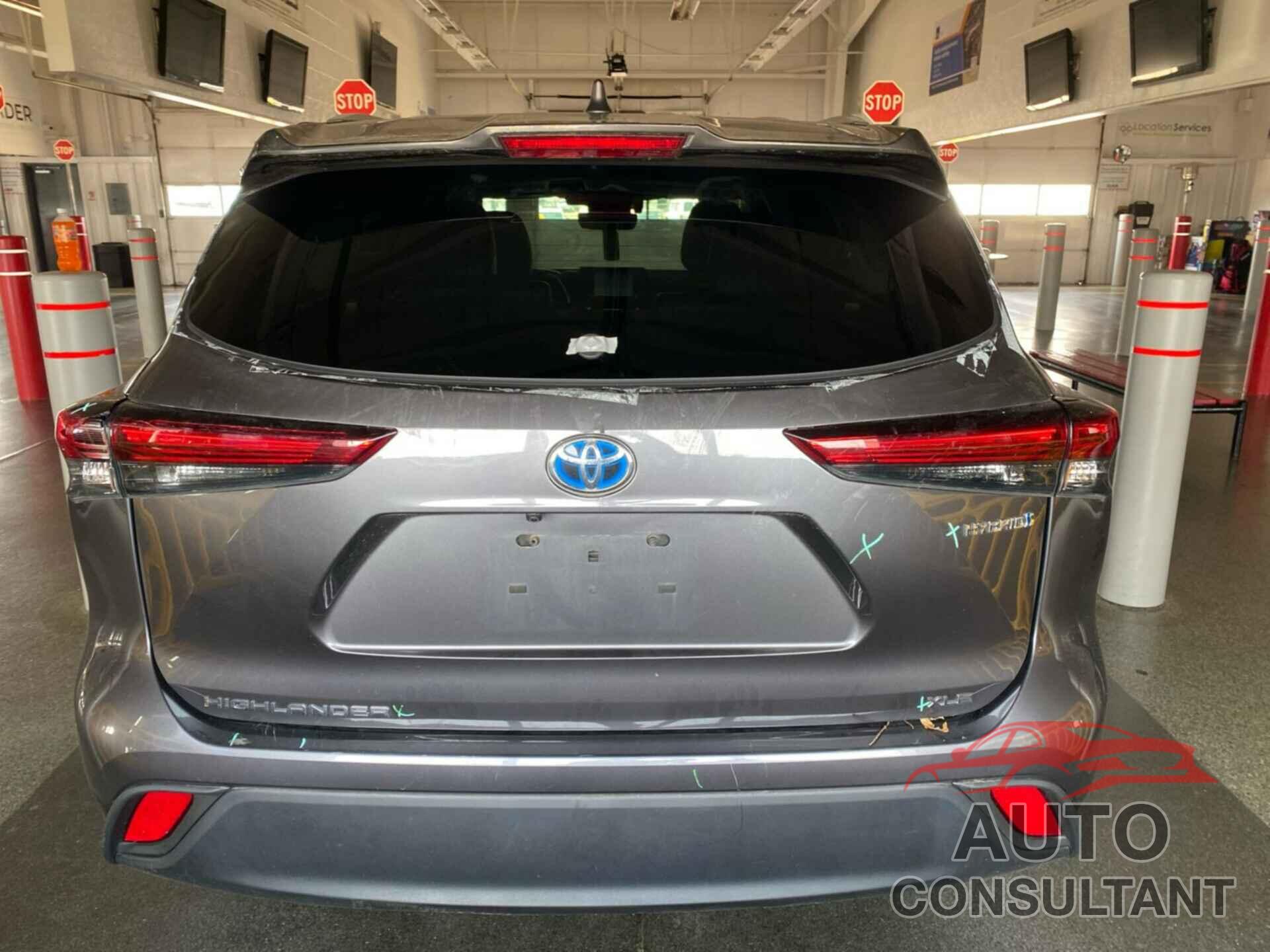 TOYOTA HIGHLANDER 2021 - 5TDHBRCH3MS067407