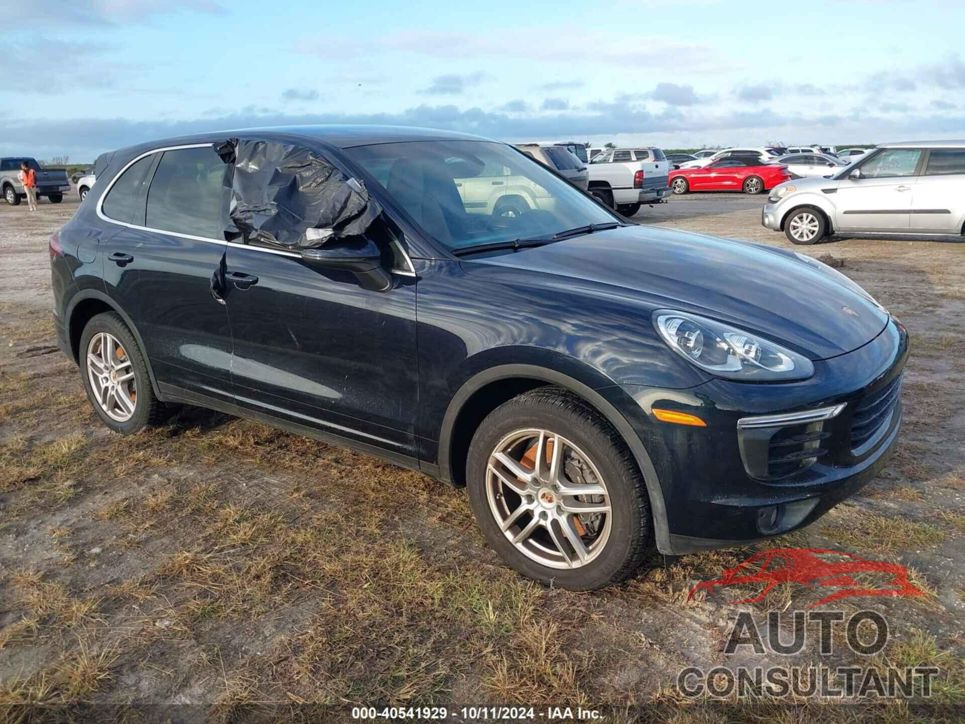 PORSCHE CAYENNE 2018 - WP1AA2A2XJKA04221