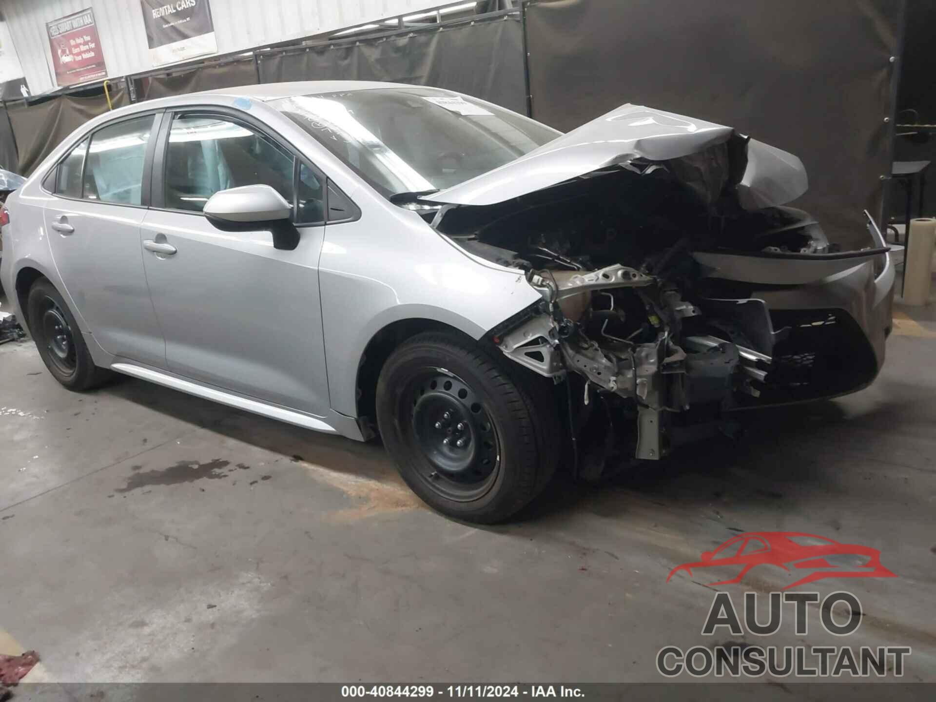 TOYOTA COROLLA 2022 - 5YFEPMAE5NP324755