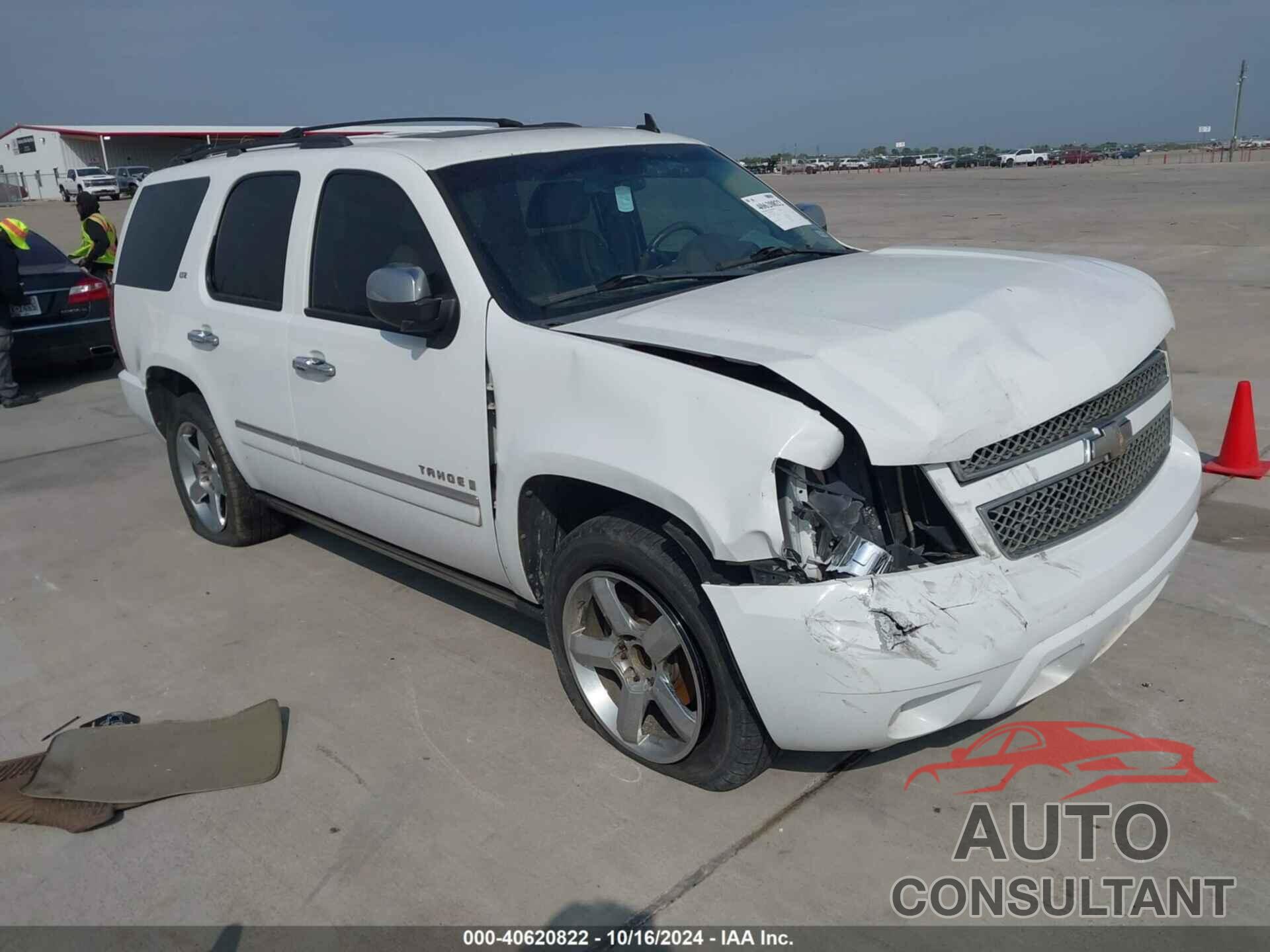 CHEVROLET TAHOE 2009 - 1GNFC33029R160024