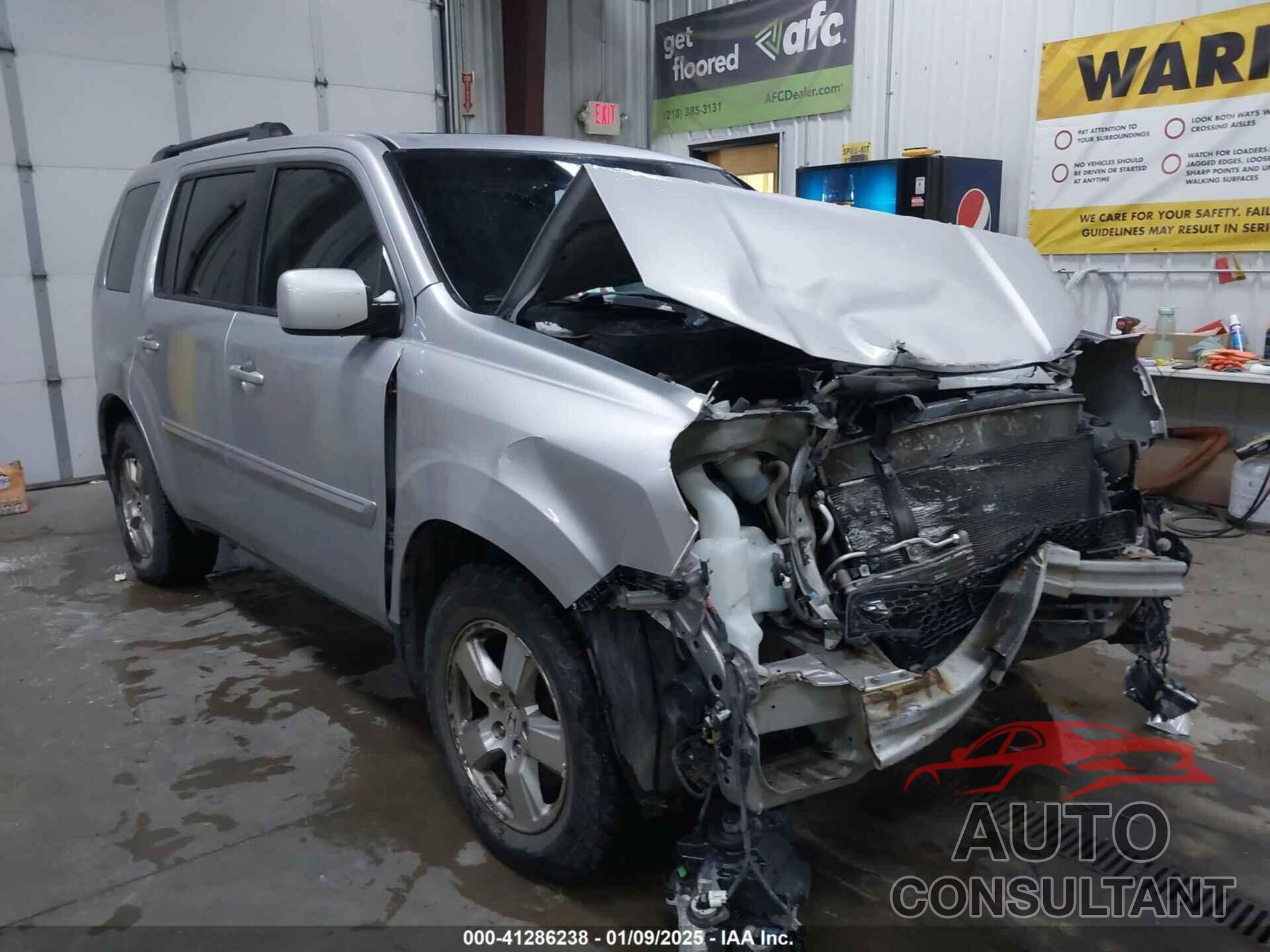 HONDA PILOT 2011 - 5FNYF4H50BB059496