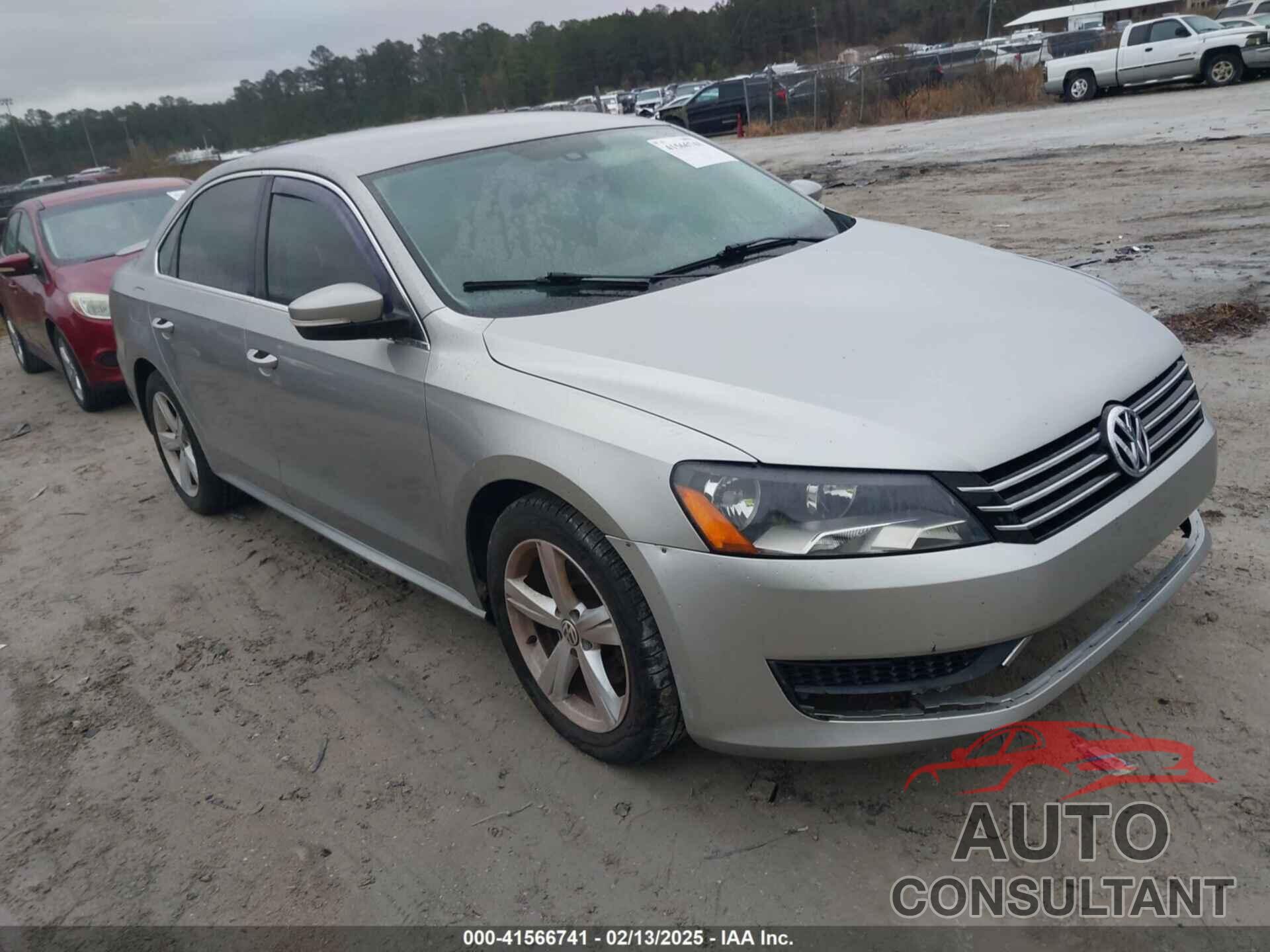 VOLKSWAGEN PASSAT 2014 - 1VWBP7A38EC008355