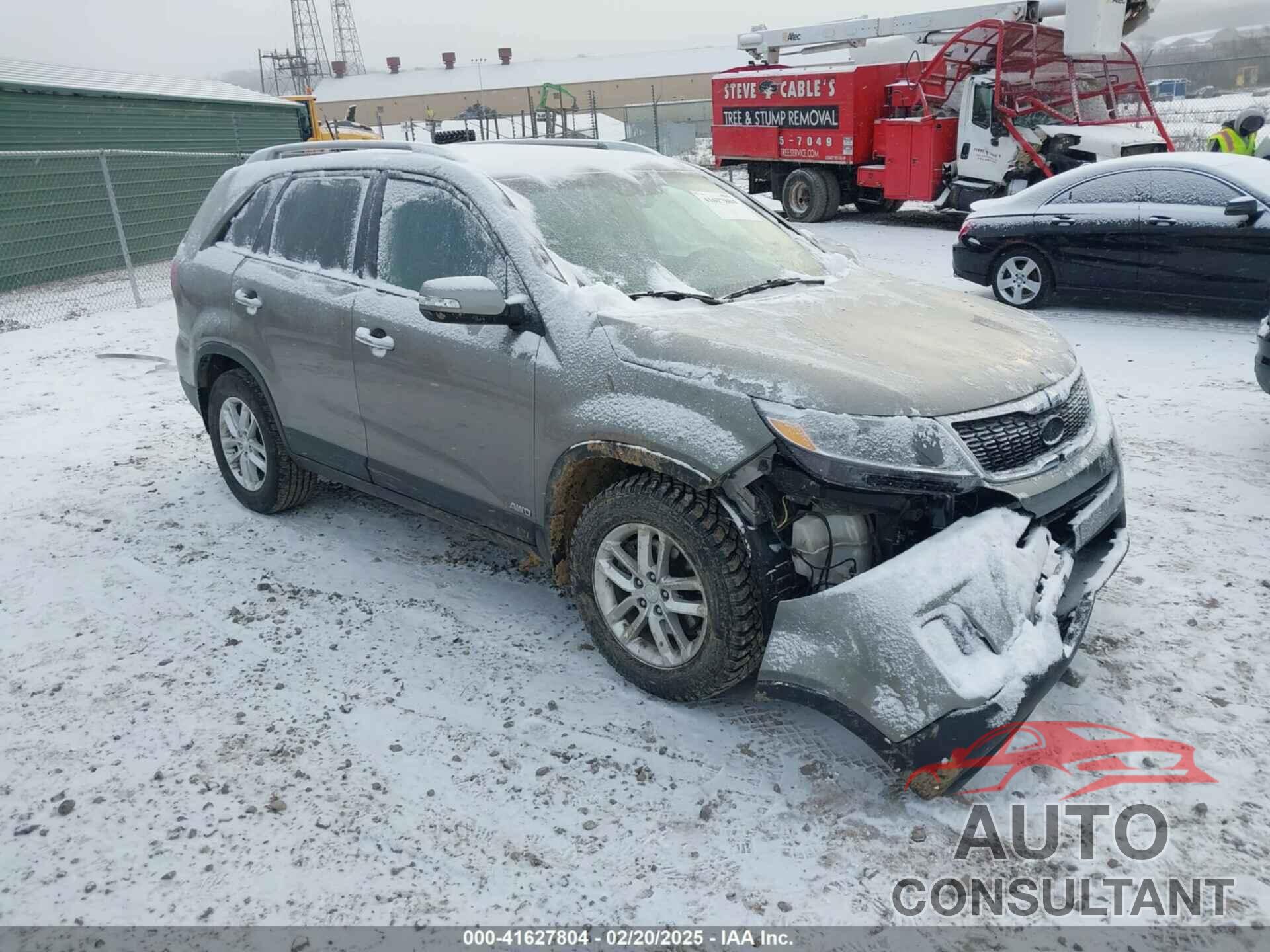 KIA SORENTO 2015 - 5XYKTDA78FG601176