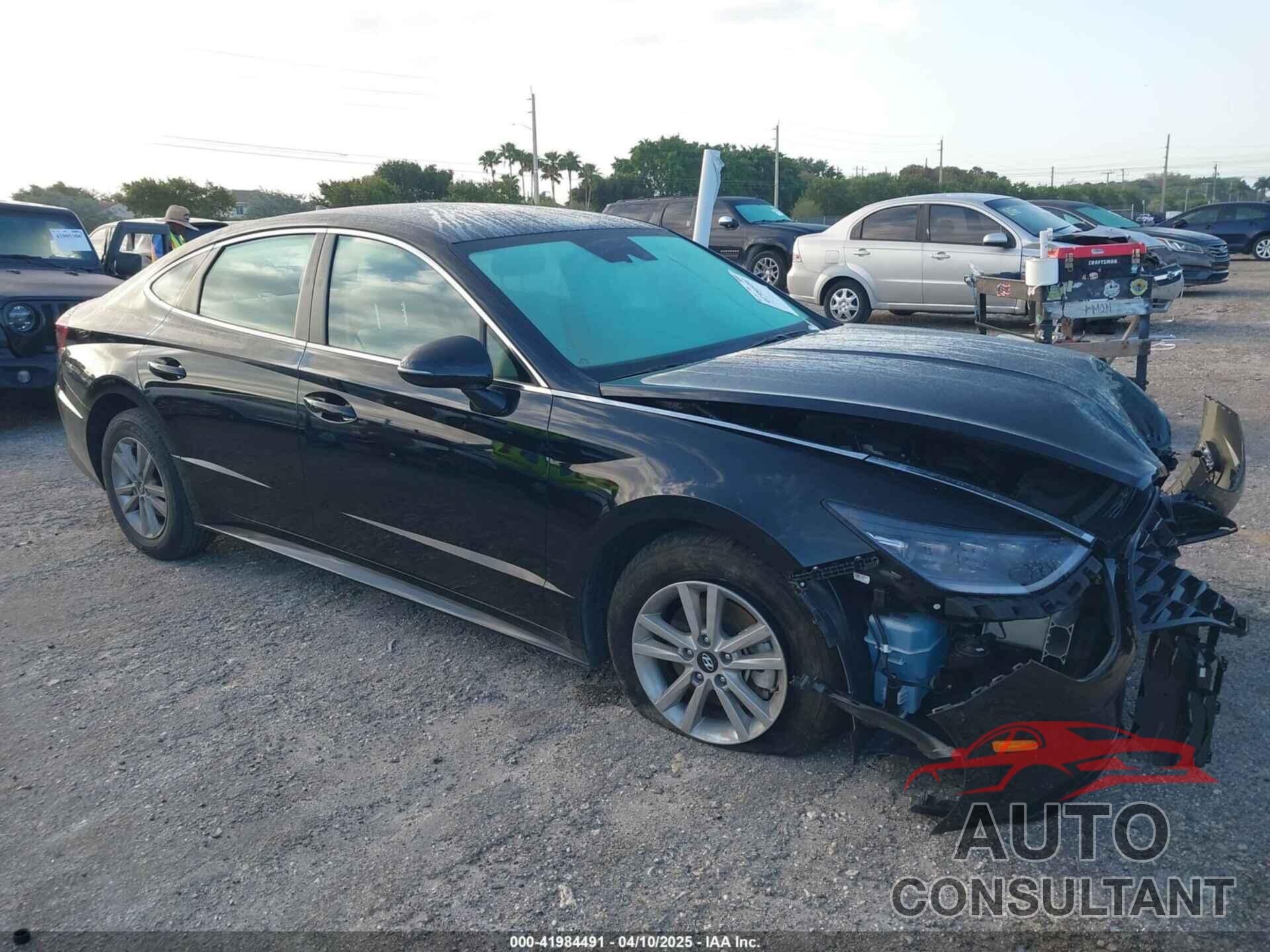 HYUNDAI SONATA 2023 - KMHL64JA6PA304444