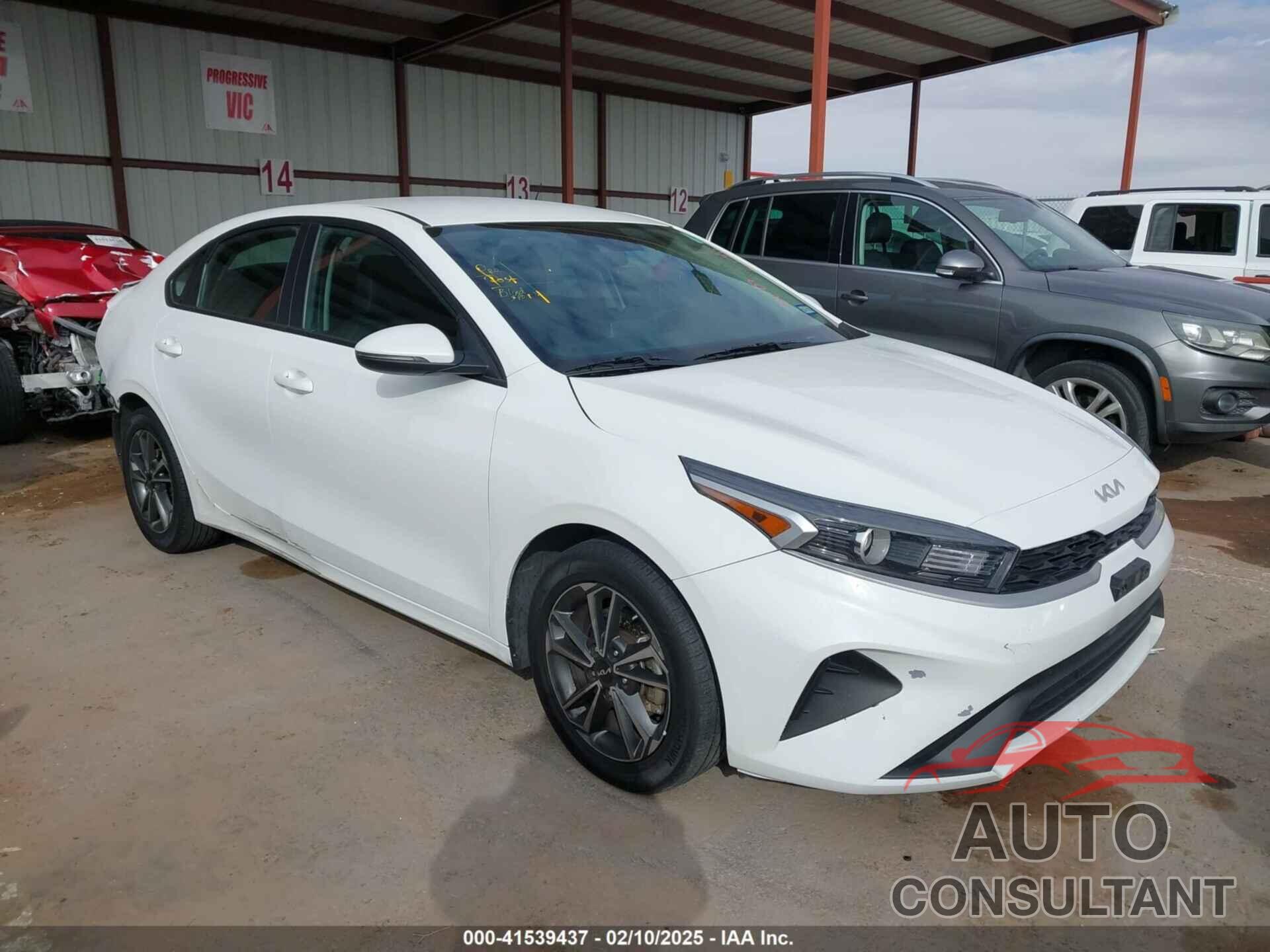 KIA FORTE 2023 - 3KPF24AD0PE600547
