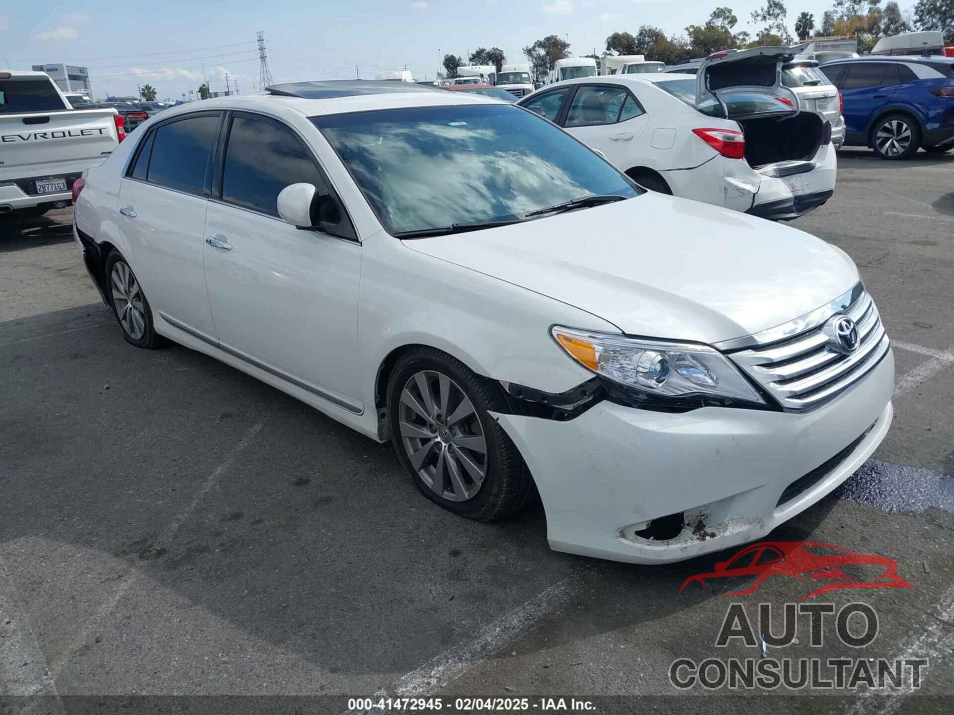 TOYOTA AVALON 2011 - 4T1BK3DB5BU403902