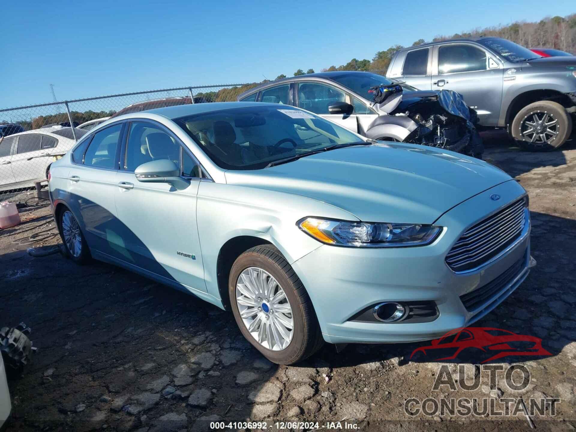 FORD FUSION HYBRID 2013 - 3FA6P0LU5DR337070