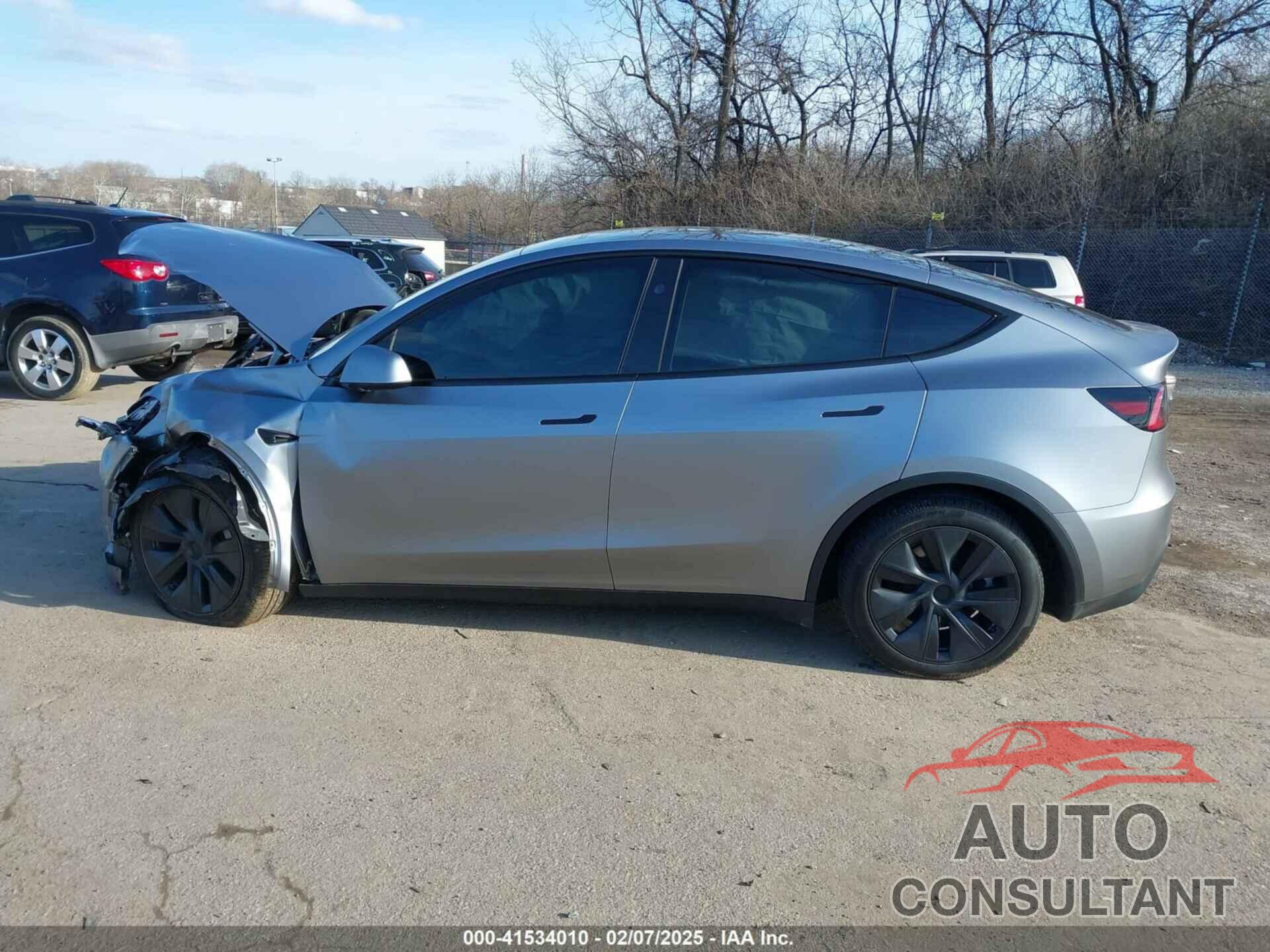 TESLA MODEL Y 2024 - 7SAYGDEE2RA311261